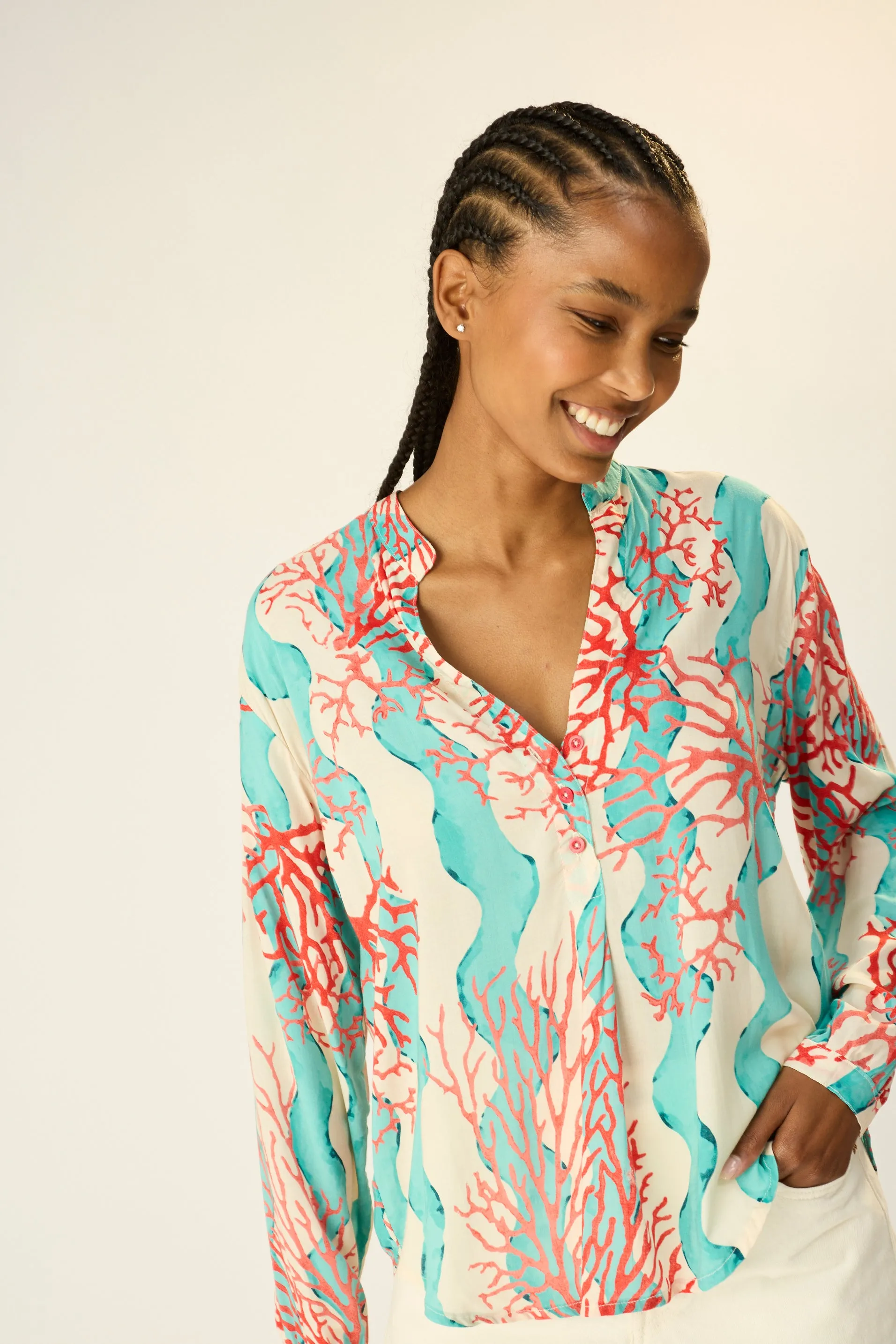 LESLIE SHIRT TearResistantWeave ButtonDownCollar