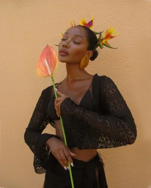 Chica Bell-Sleeved Bolero | Noir Crochet Soft Wool MeshLining