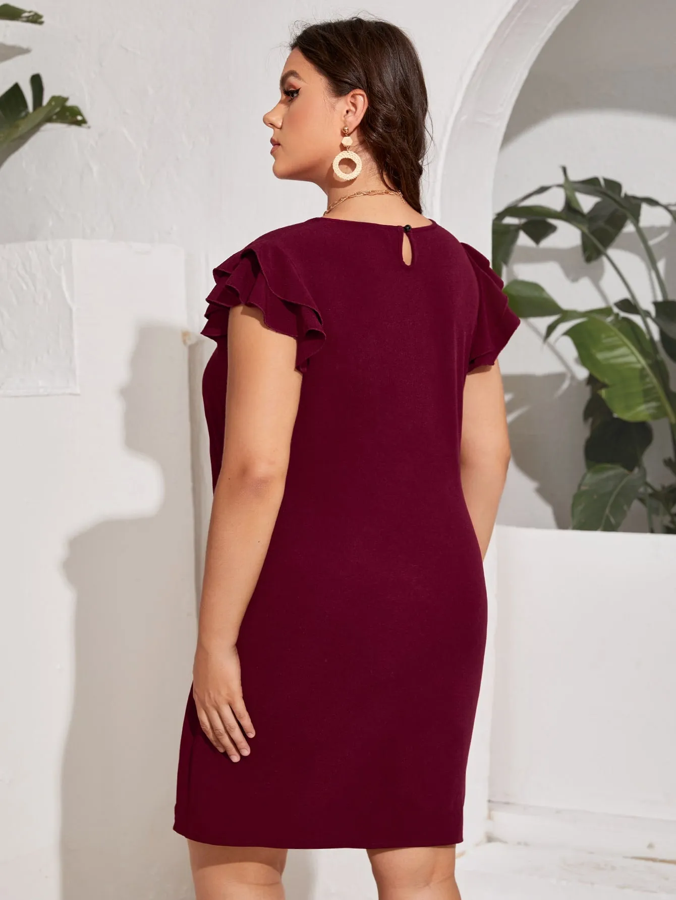 Elegant Plain Ruffle Cap Sleeve Round Neck Straight Natural Short Plus Size Dress