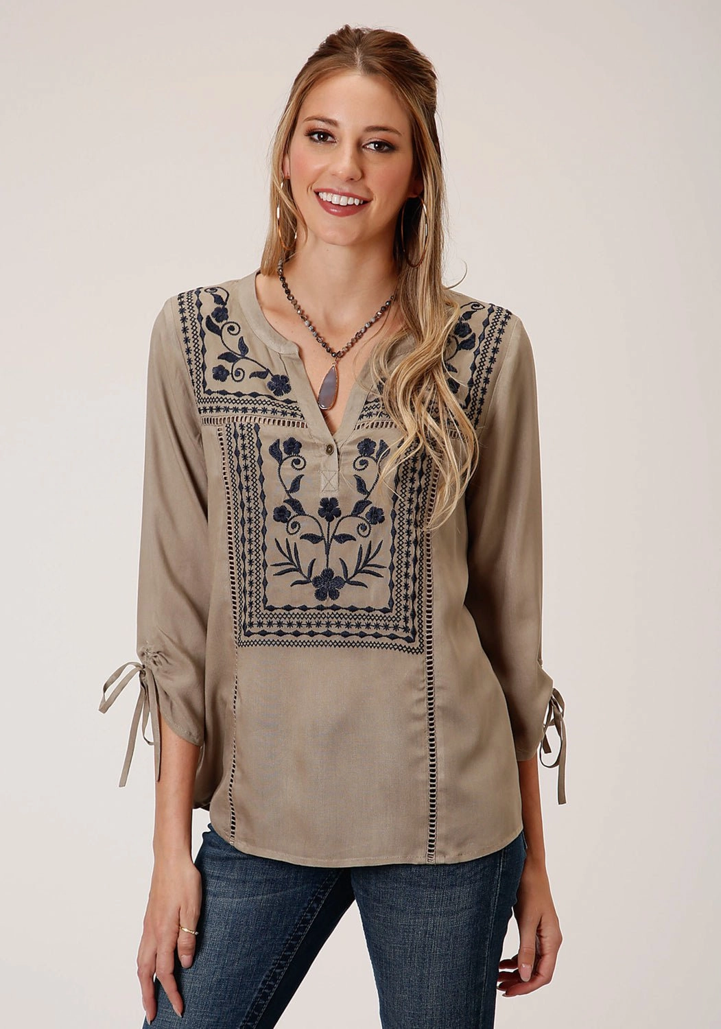 Roper Womens Green Rayon/Nylon Open Work S/S Blouse Trendy Design