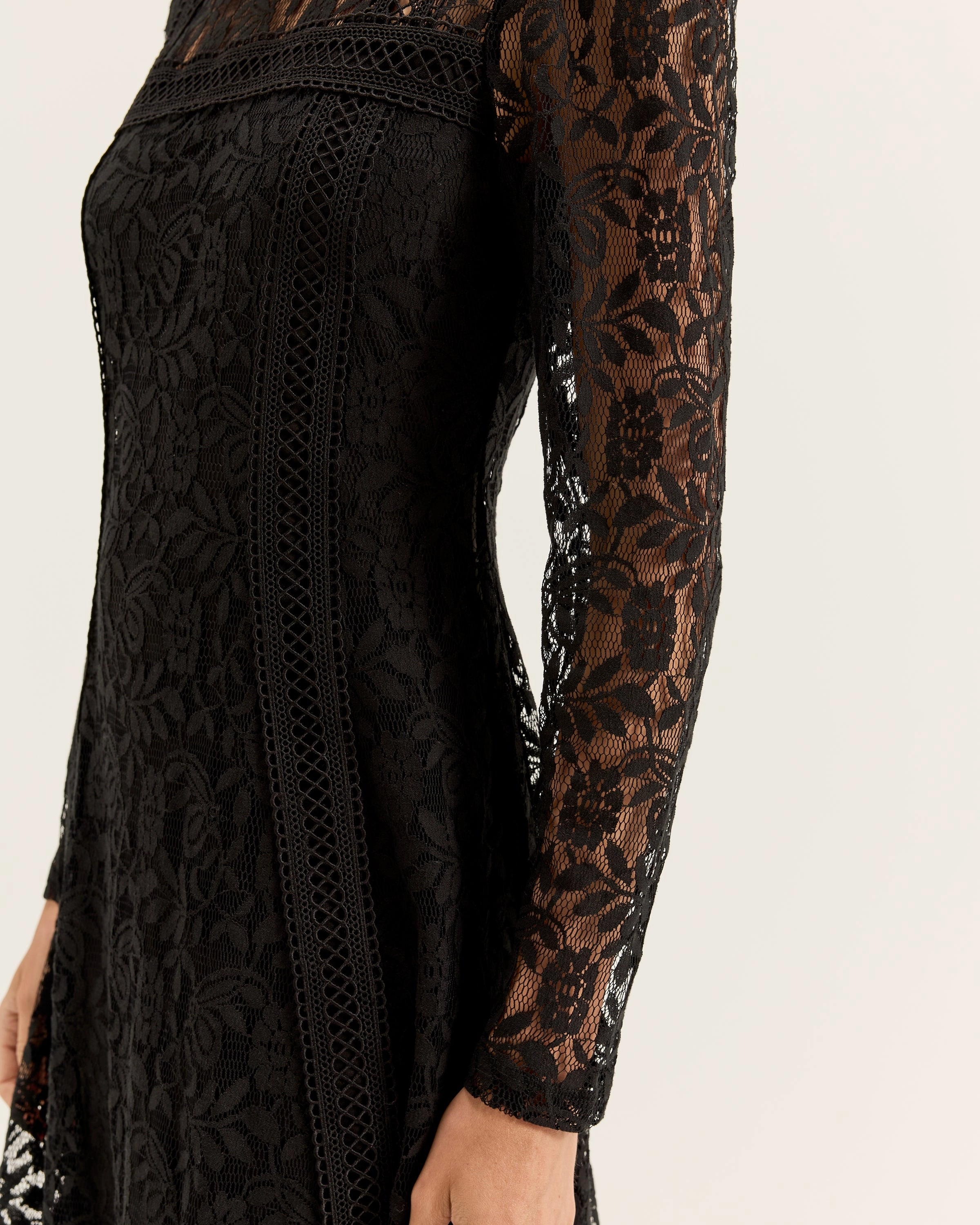 Breezy Mood Flattering Look Wear Lacie Long Sleeve Dress