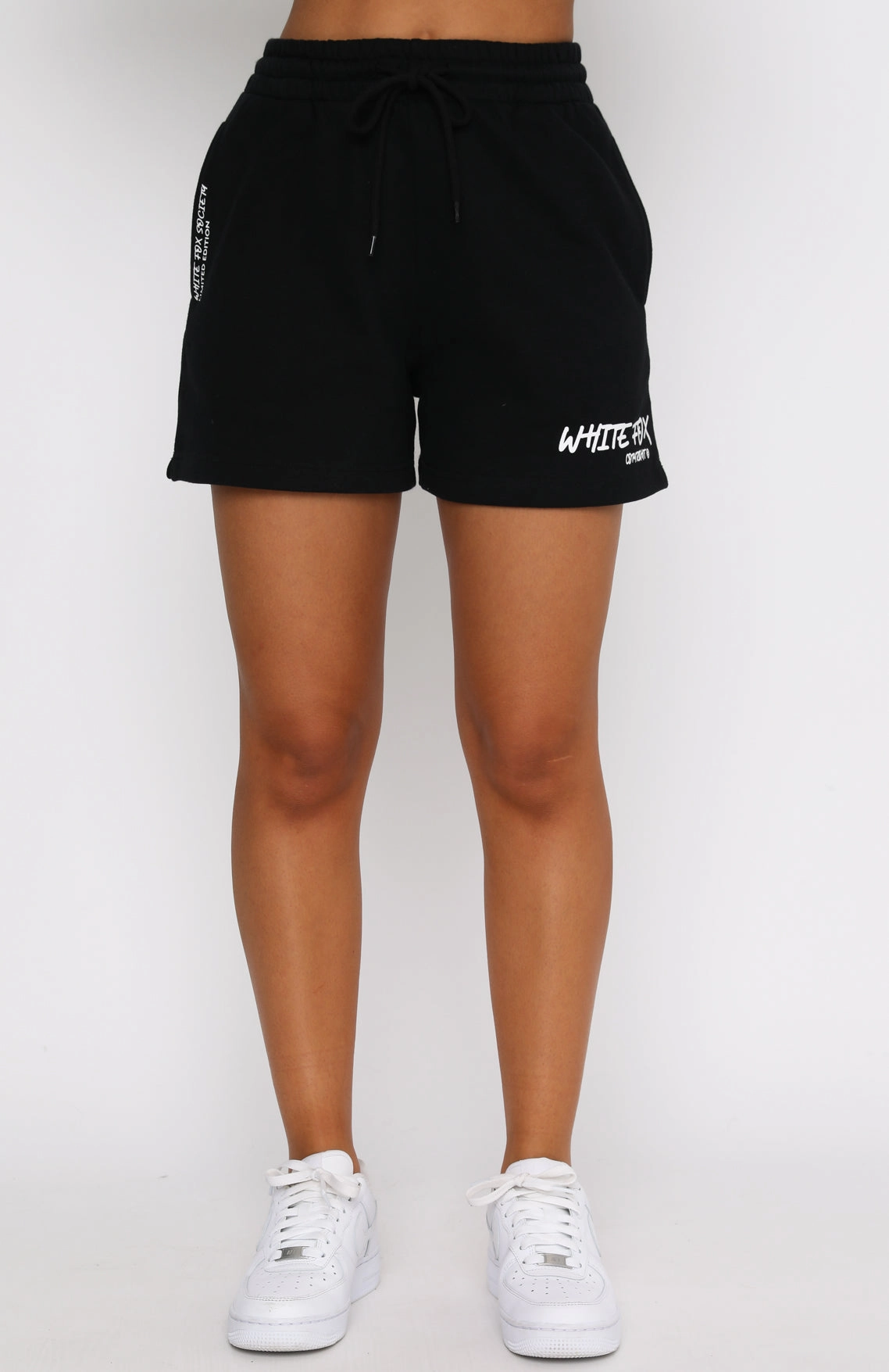 State Of Art Lounge Shorts Black Seasonal Trend