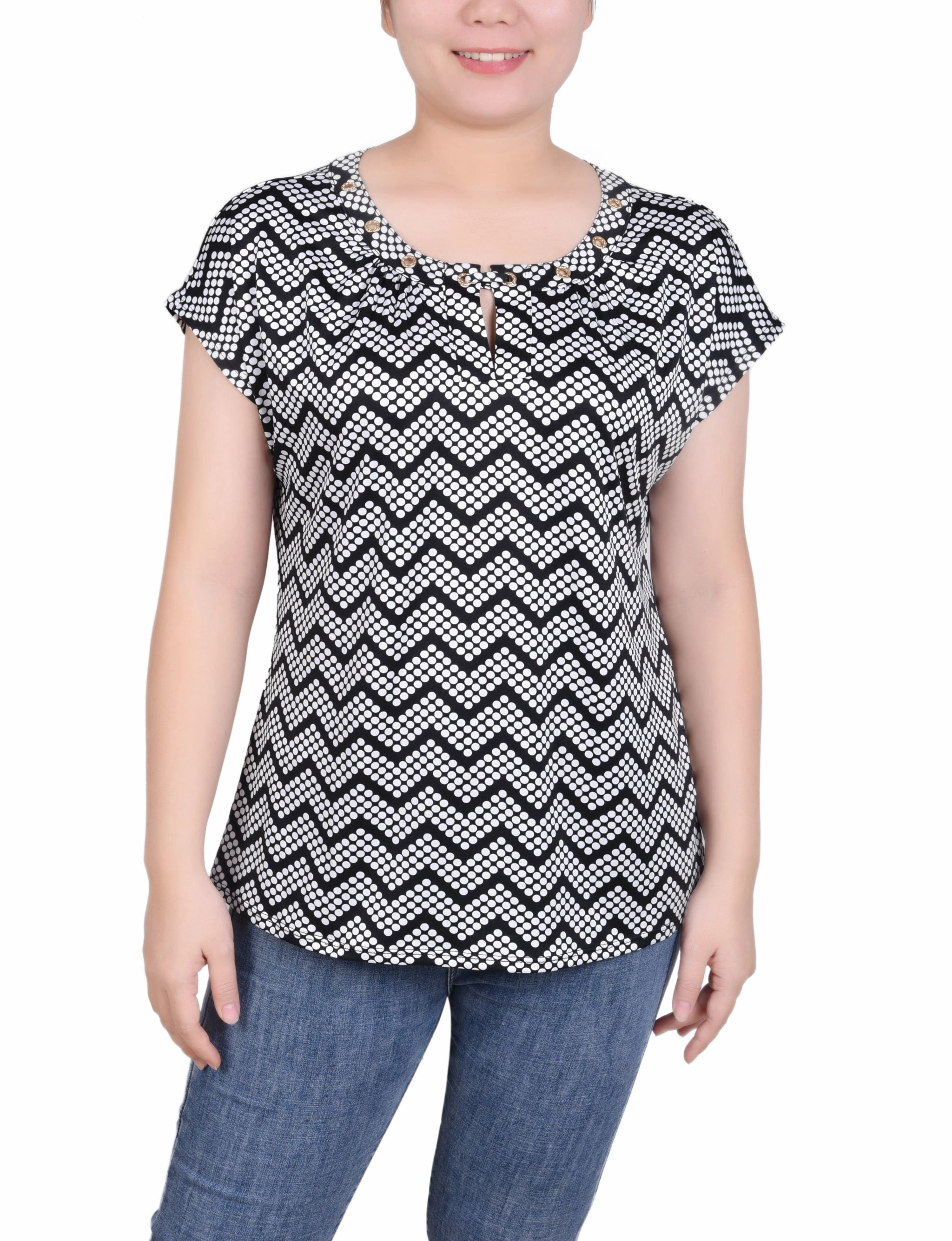 Wear Resistant Edge Sporty T-shirt Extended Sleeve Top With Grommets