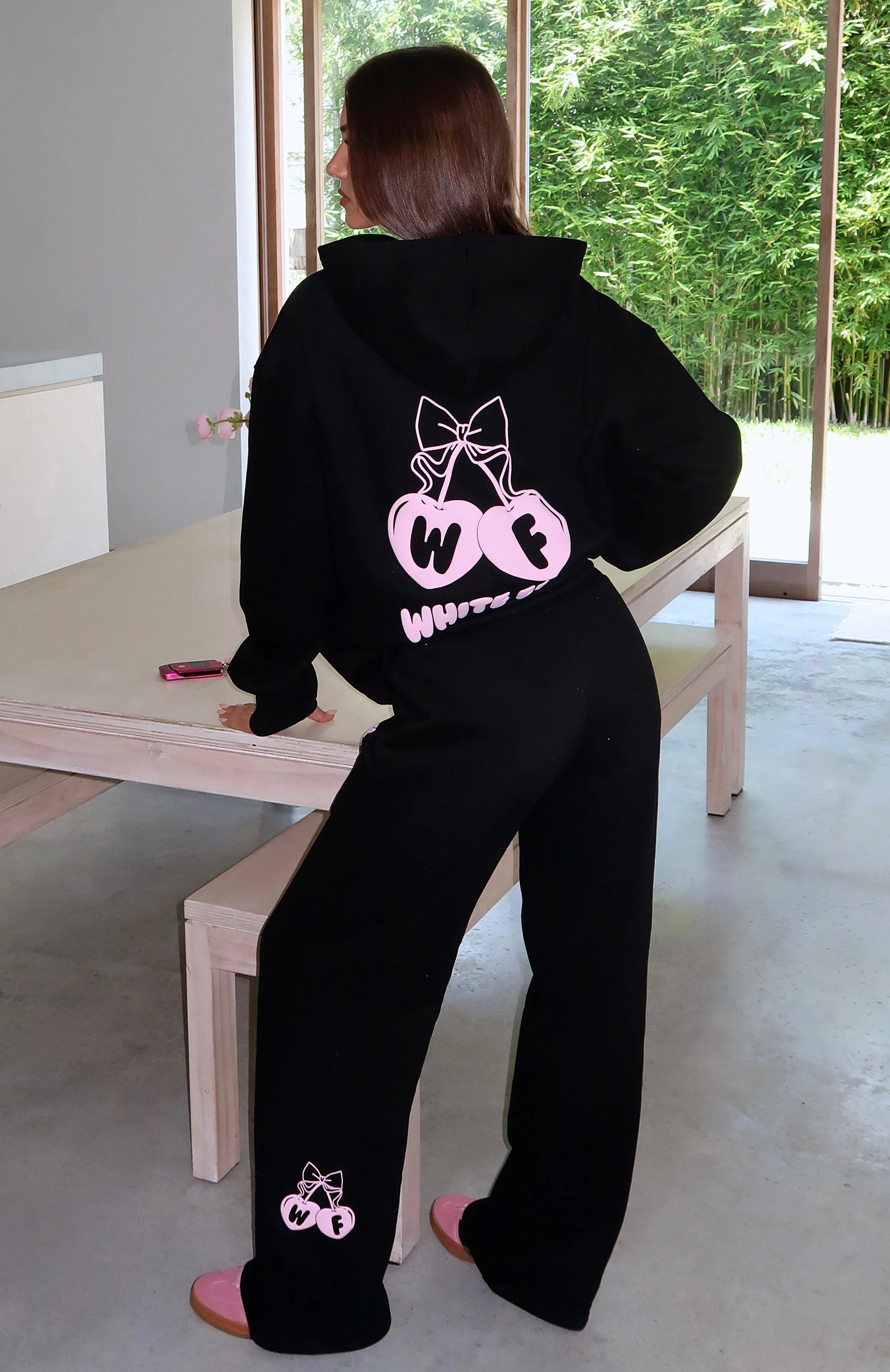 Clean Silhouette Street Layer Feel The Love Wide Leg Sweatpants Black