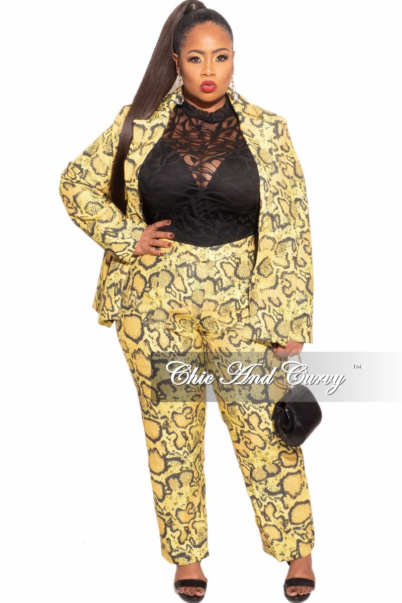 Final Plus Size Pants Suit in Yellow and Black Snake Skin Utility Ready Dark wash