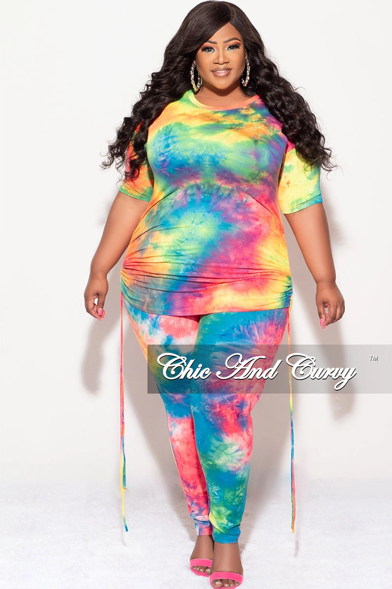 DoubleLayeredHem Final Sale Plus Size 2-Piece Set Side Ruching Top & Pants in Rainbow Tie Dye Print