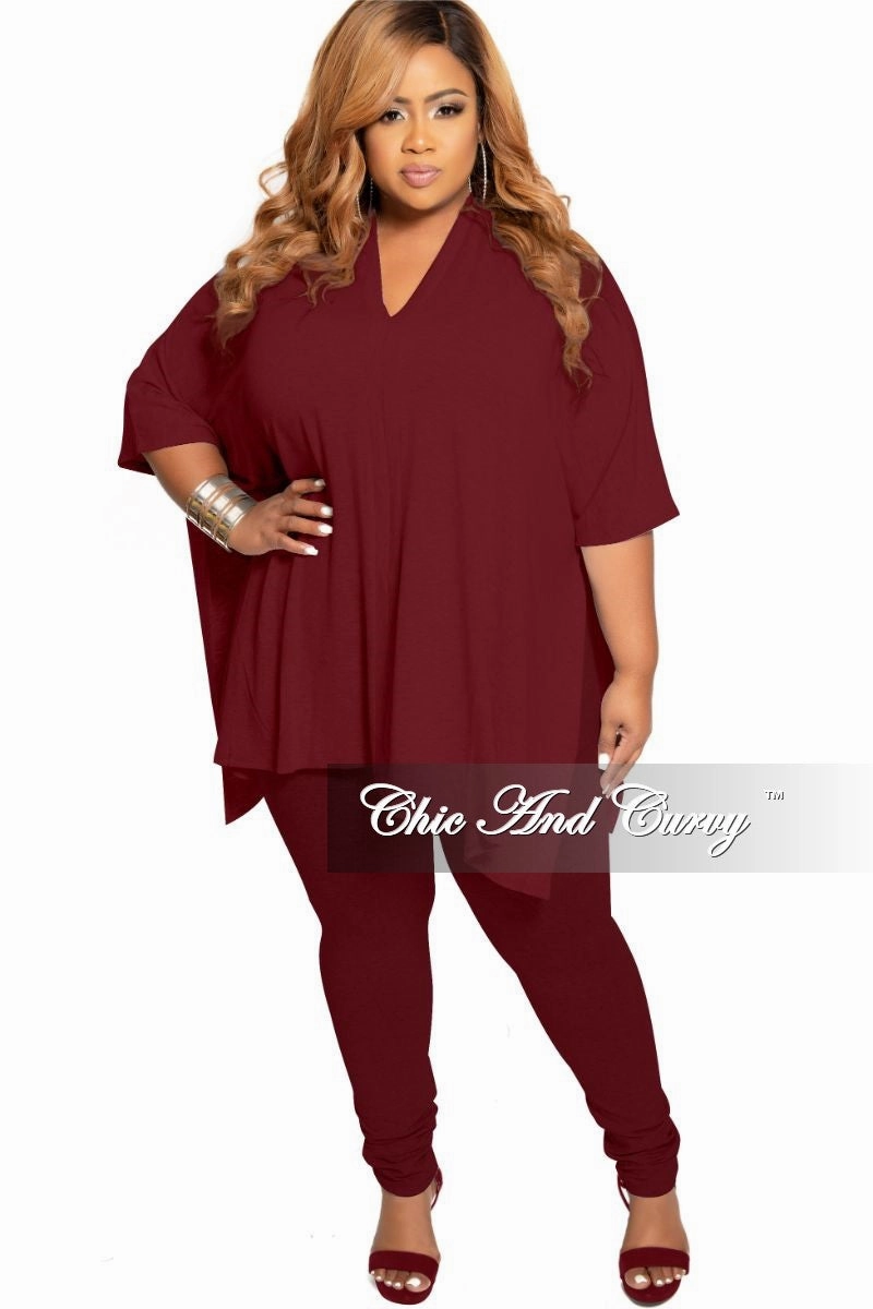 Low Bulk Material Light and Cozy Final Sale Plus Size 2-Piece V-Neck Tunic Top and Matching Legging Set in Burgundy