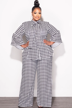 Soft and Light Final Sale Plus Size 2pc Button Up Neck Bow Tie Bell Sleeve Top and Flare Pants Set In Black and White Design Print
