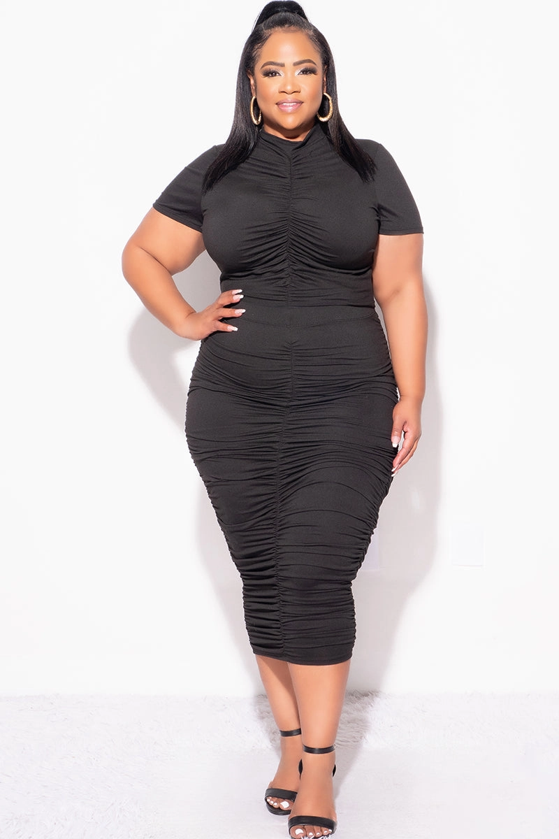 Low Profile Versatile Layer Final Sale Plus Size 2pc Set Ruched Crop Top & Skirt in Black