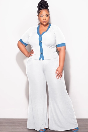 Layered Comfort Movement Ready Fit Final Sale Plus Size 2pc Set Short Sleeve Top and Pants in Off White and Blue