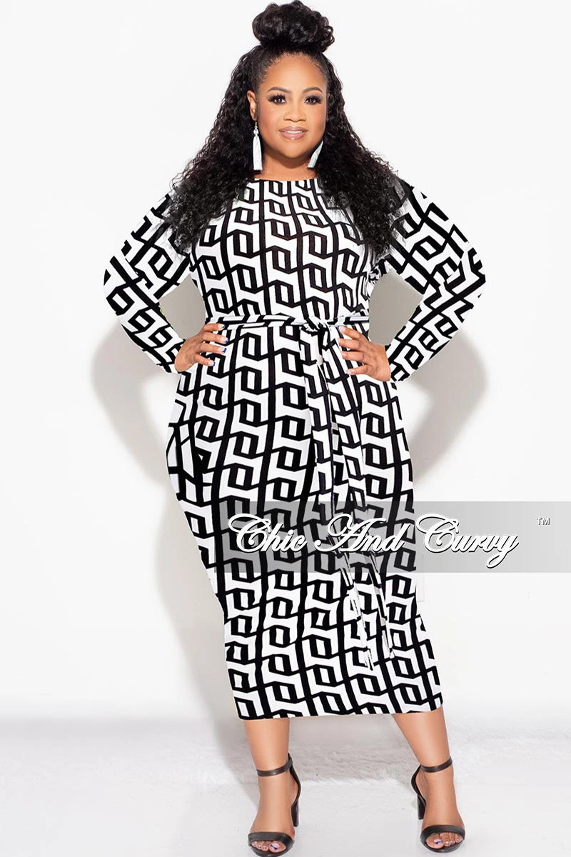 Final Sale Plus Size BodyCon Dress in Black and White Design Print MoistureWickingLining Chilly Weather