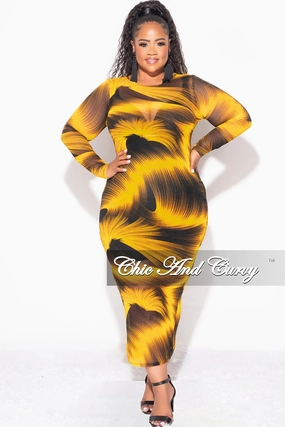 Flex Movement Final Sale Plus Size Crew Neck Long Sleeve Mesh Dress in Black and Yellow