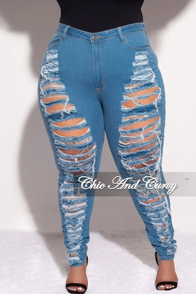 Durable Hem Final Sale Plus Size Distressed Jeans in Denim