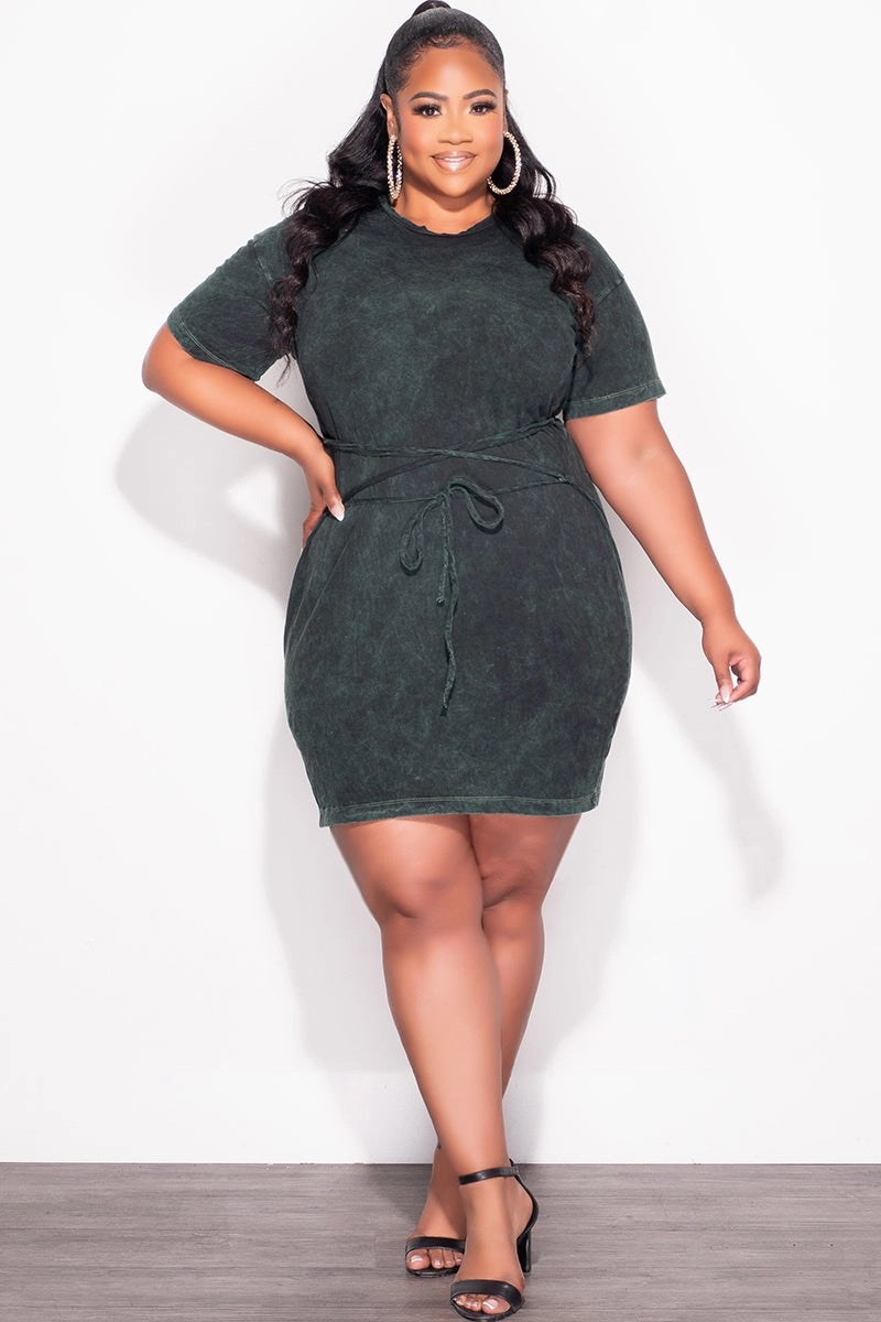 Anti Static Fabric Final Sale Plus Size Lace Up Front T-Shirt Dress in Green