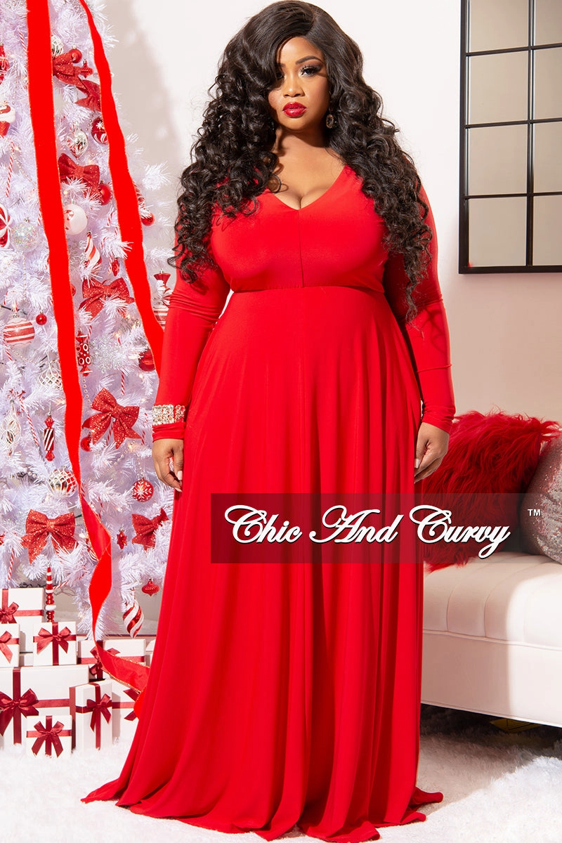 Final Sale Plus Size Long Sleeve Gown with V-Neck in Red Sporty Comfort