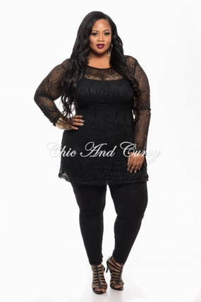 Windproof Membrane Final Sale Plus Size Long Sleeve Lace Netting Design Top in Black