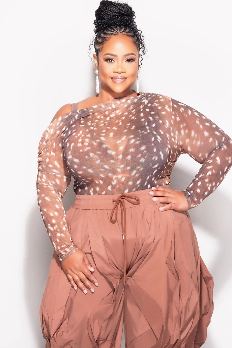 MultiPocketSystem Low Profile Waistband Final Sale Plus Size Off The Shoulder Sheer Top in Bambi Animal Print