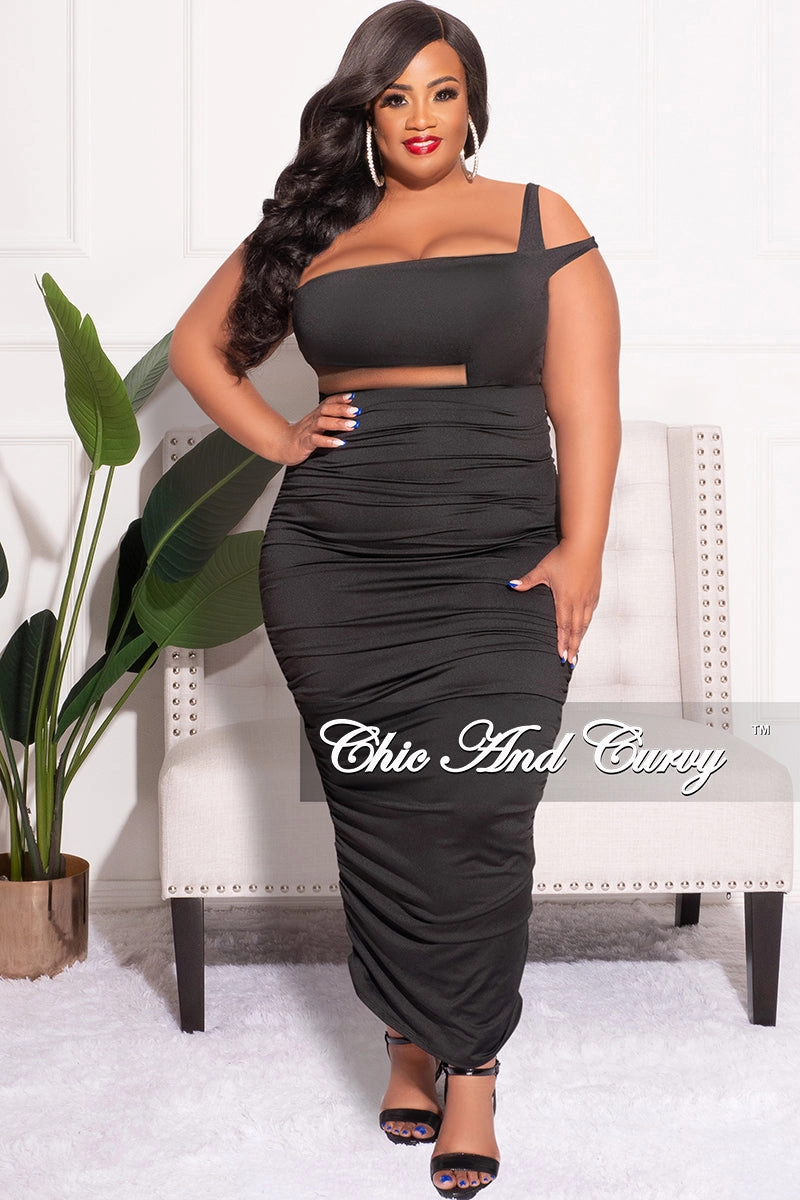 Functional Stretch EcoFriendlyMaterial Final Sale Plus Size One Shoulder Cutout Ruched Dress in Black