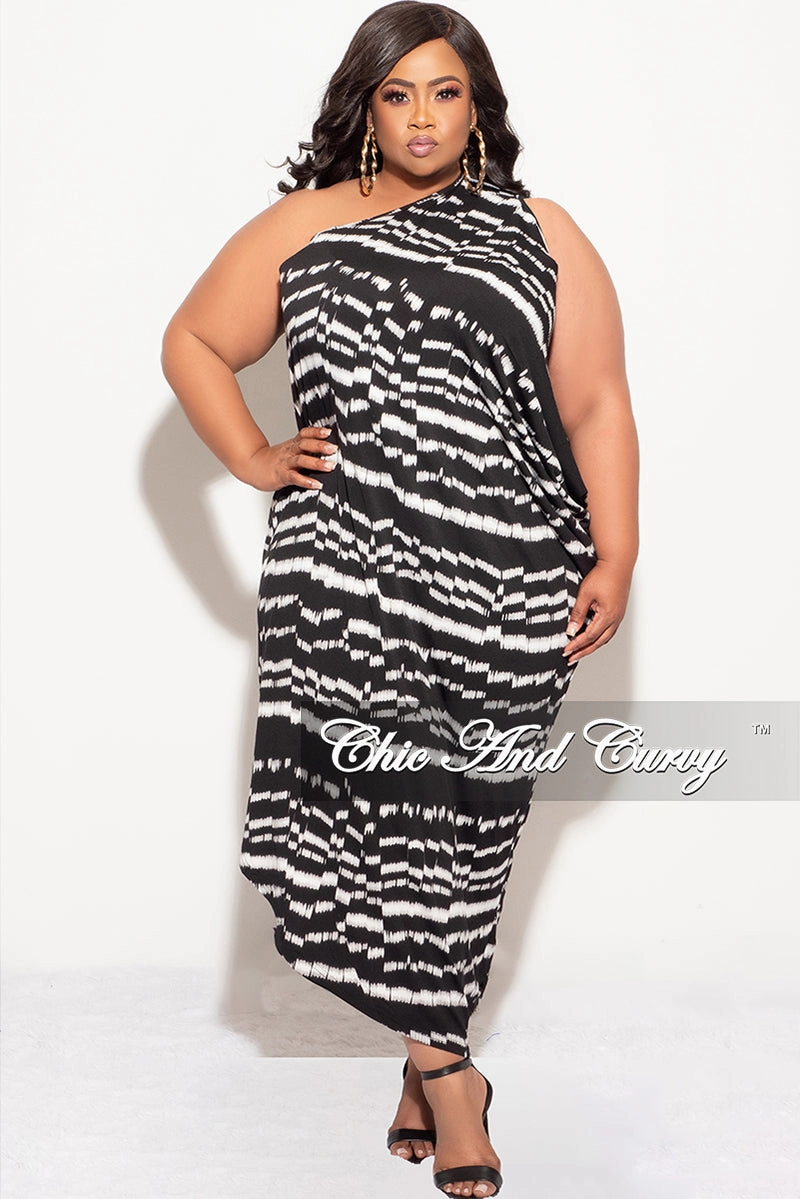 Flattering Comfort Wear Final Sale Plus Size One Shoulder Dress / Tunic in Black and White