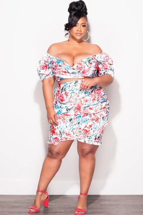 Durable Hem Final Sale Plus Size Satin 2pc Set in Blue & Red Floral Print