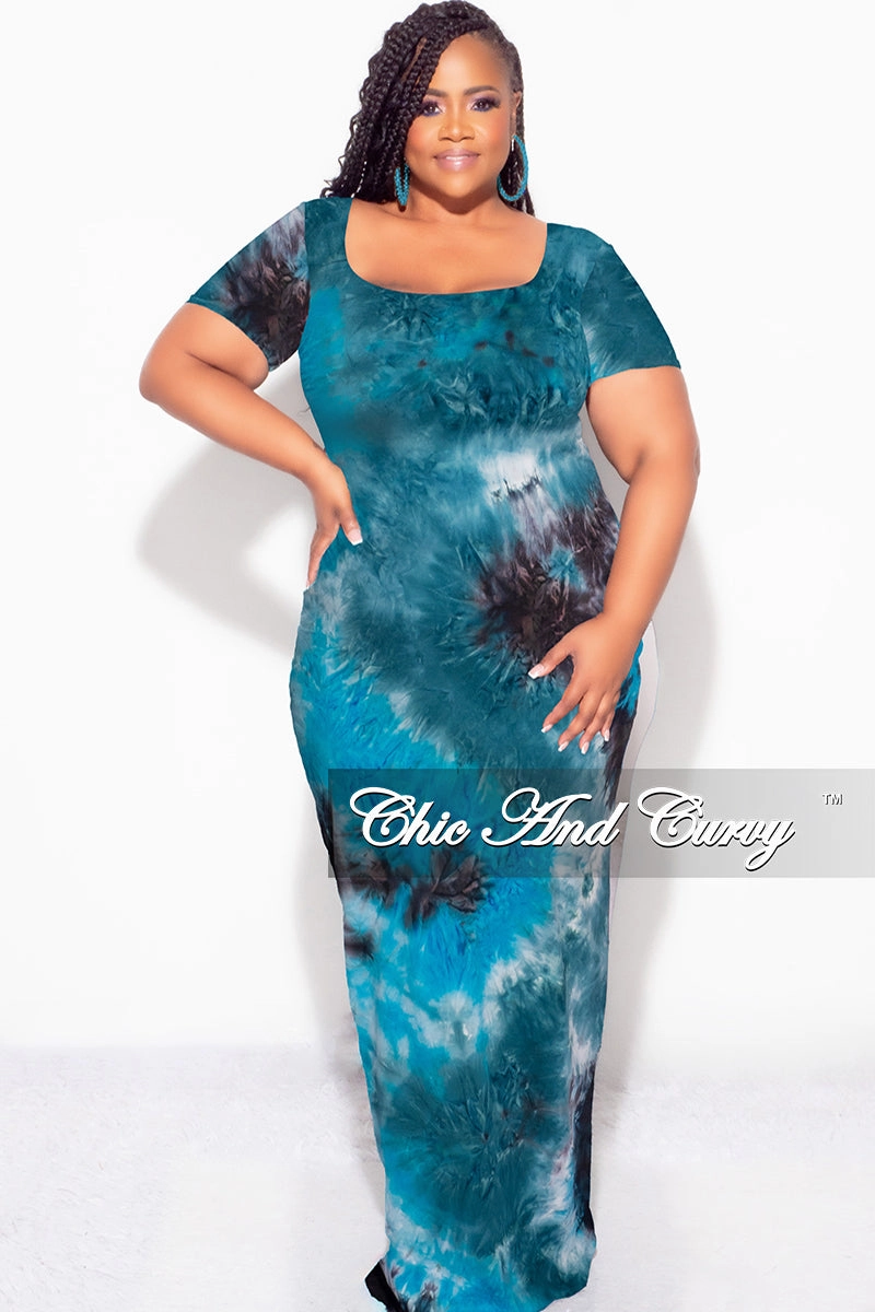 Cozy Lining Low Bulk Design Final Sale Plus Size Short Sleeve Deep Scoop Neck Maxi Dress in Turquoise & Black Tie Dye Print