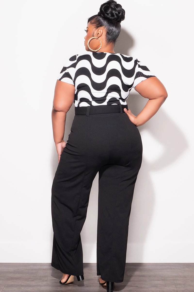 Final Sale Plus Size Short Sleeve Top with Front Cutout in Black and White Weather Flex