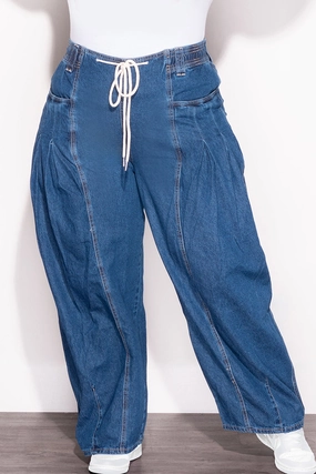 Wrinkle resistant fabric Final Sale Plus Size Wide Leg Pants in Denim