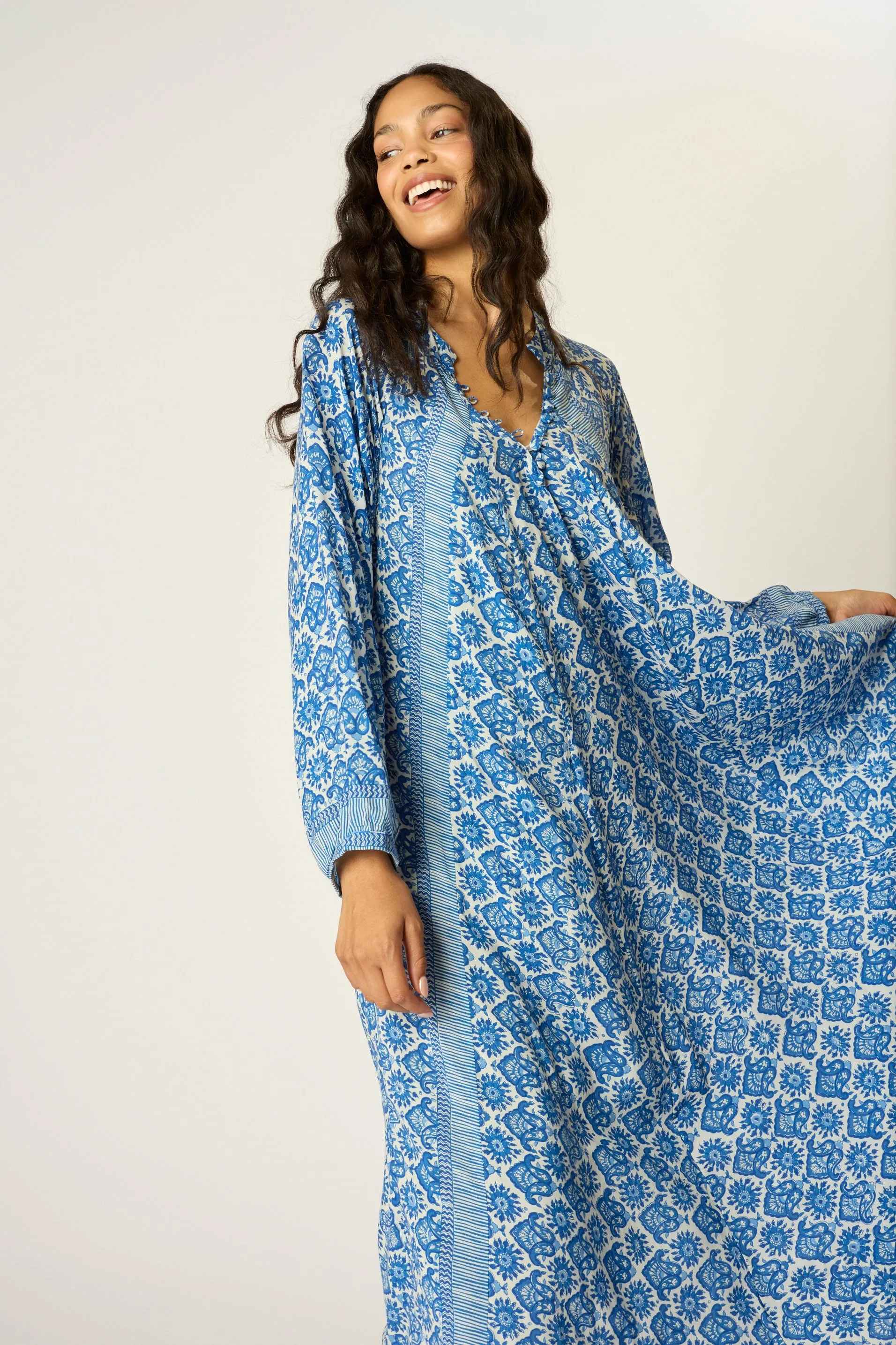 NonRestrictiveCollar FIORE MAXI