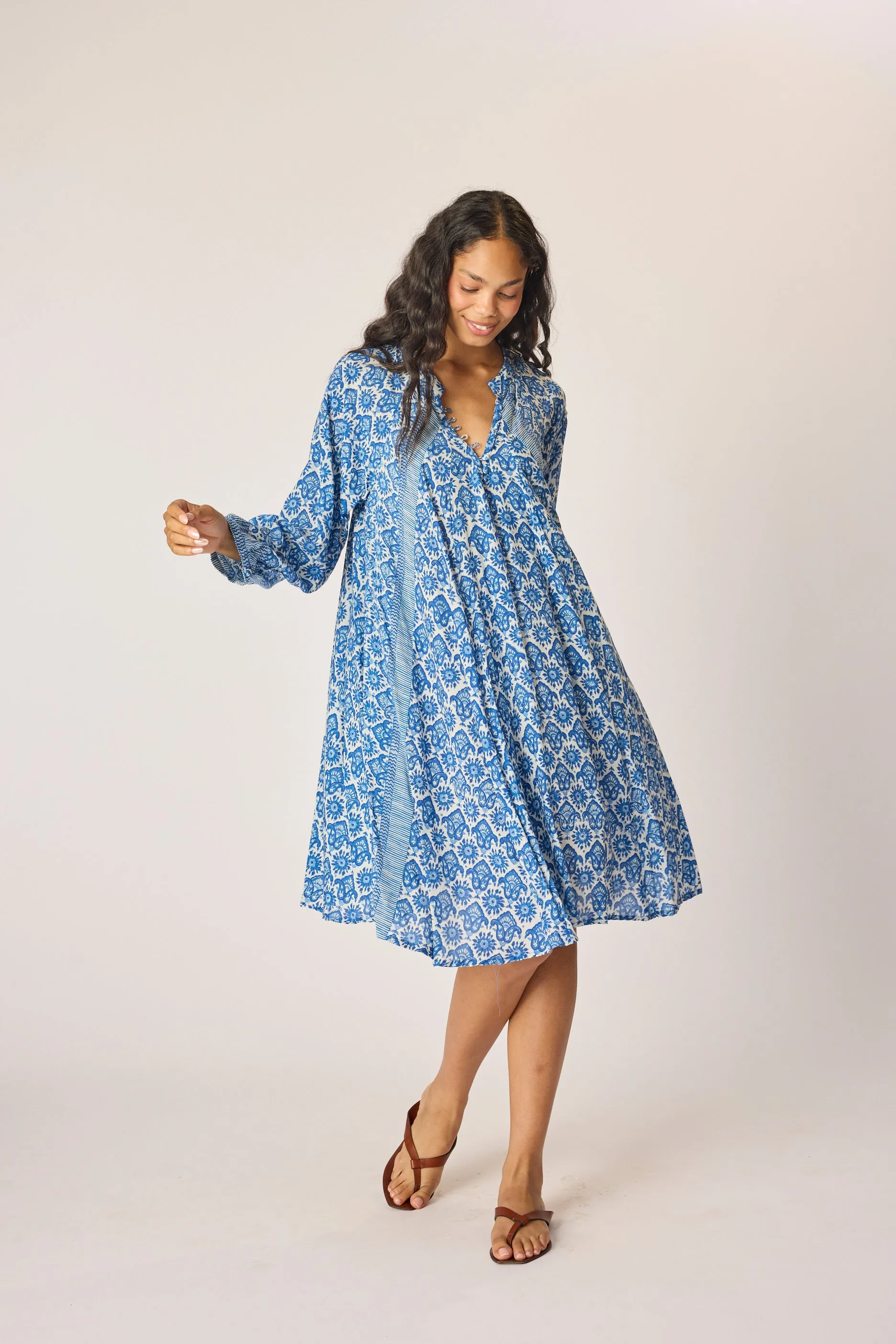 FIORE SHORT DRESS Modern Silhouette