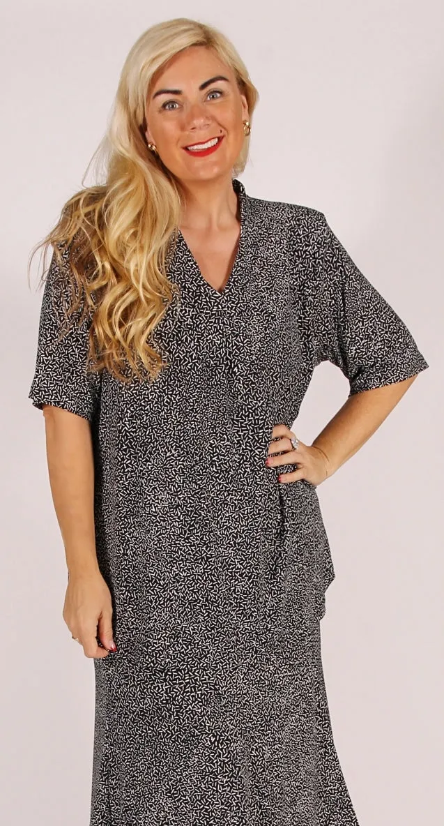 Fit & Flare Six Gore Skirt Black|White