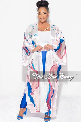 Move Friendly Relax Mode Final Sale Plus Size Caftan in Soft Pink and Royal Blue Floral Print