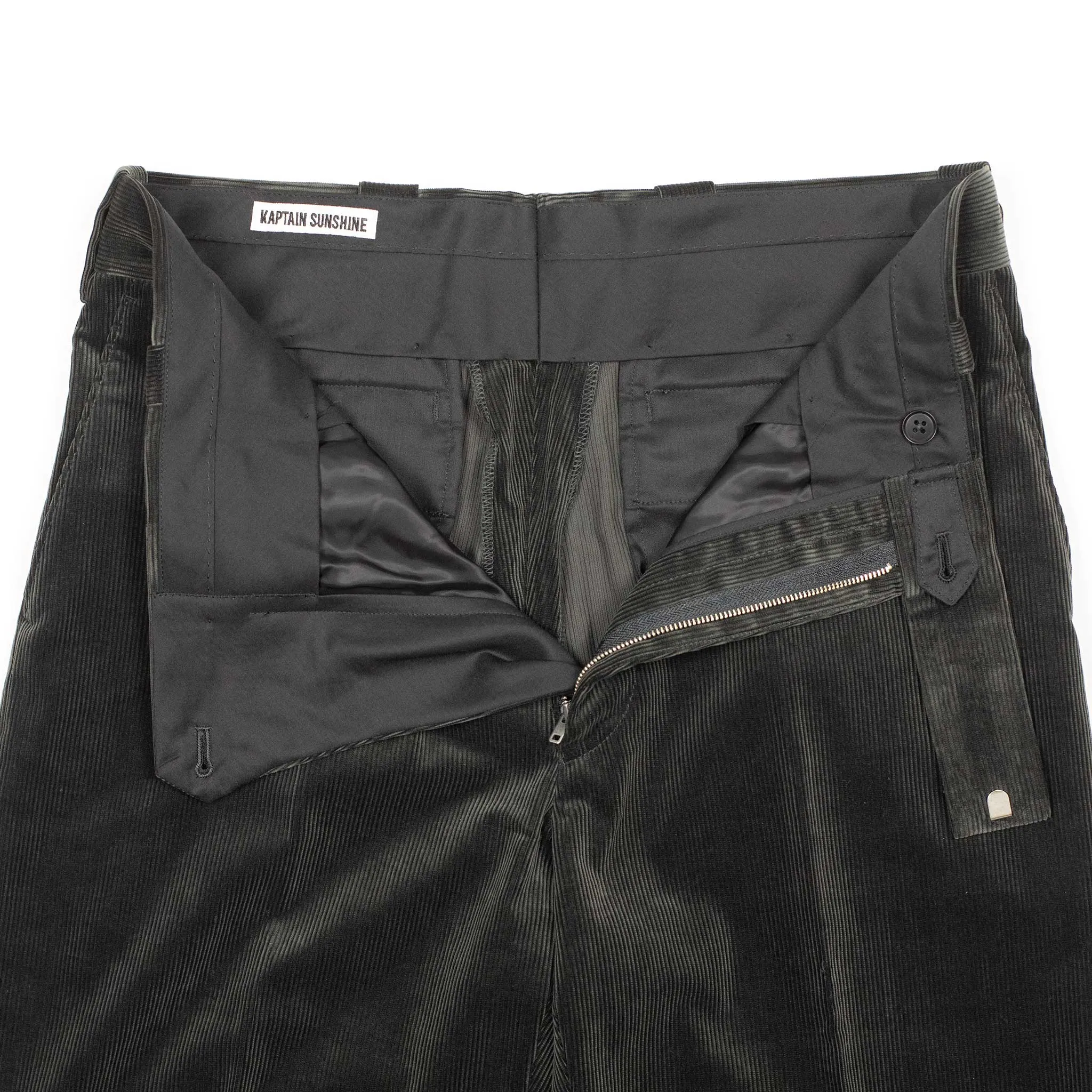 Flat front trousers in grey Suvin cotton corduroy