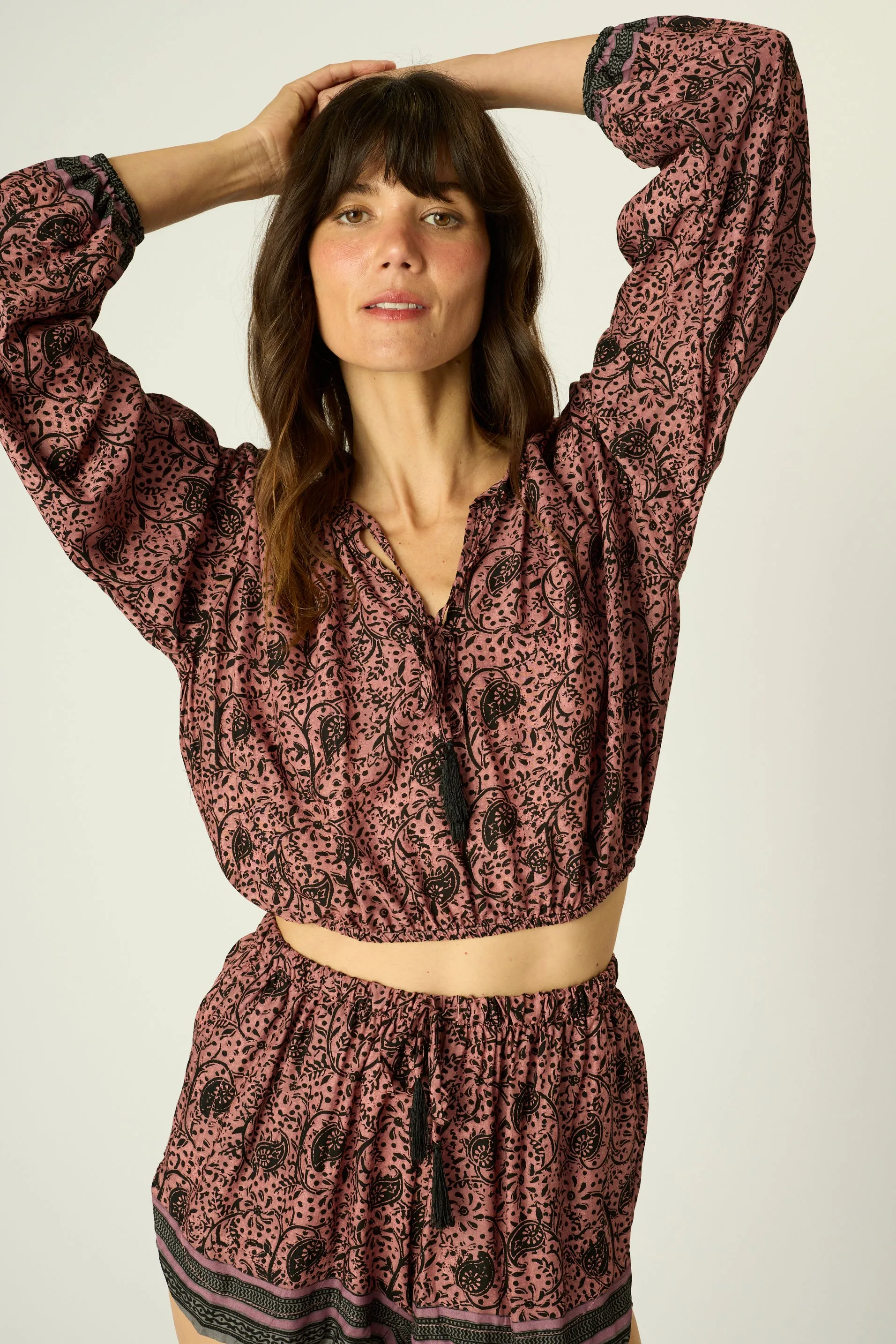 LongLastingDurability Anti Pill Finish AMELIA TOP