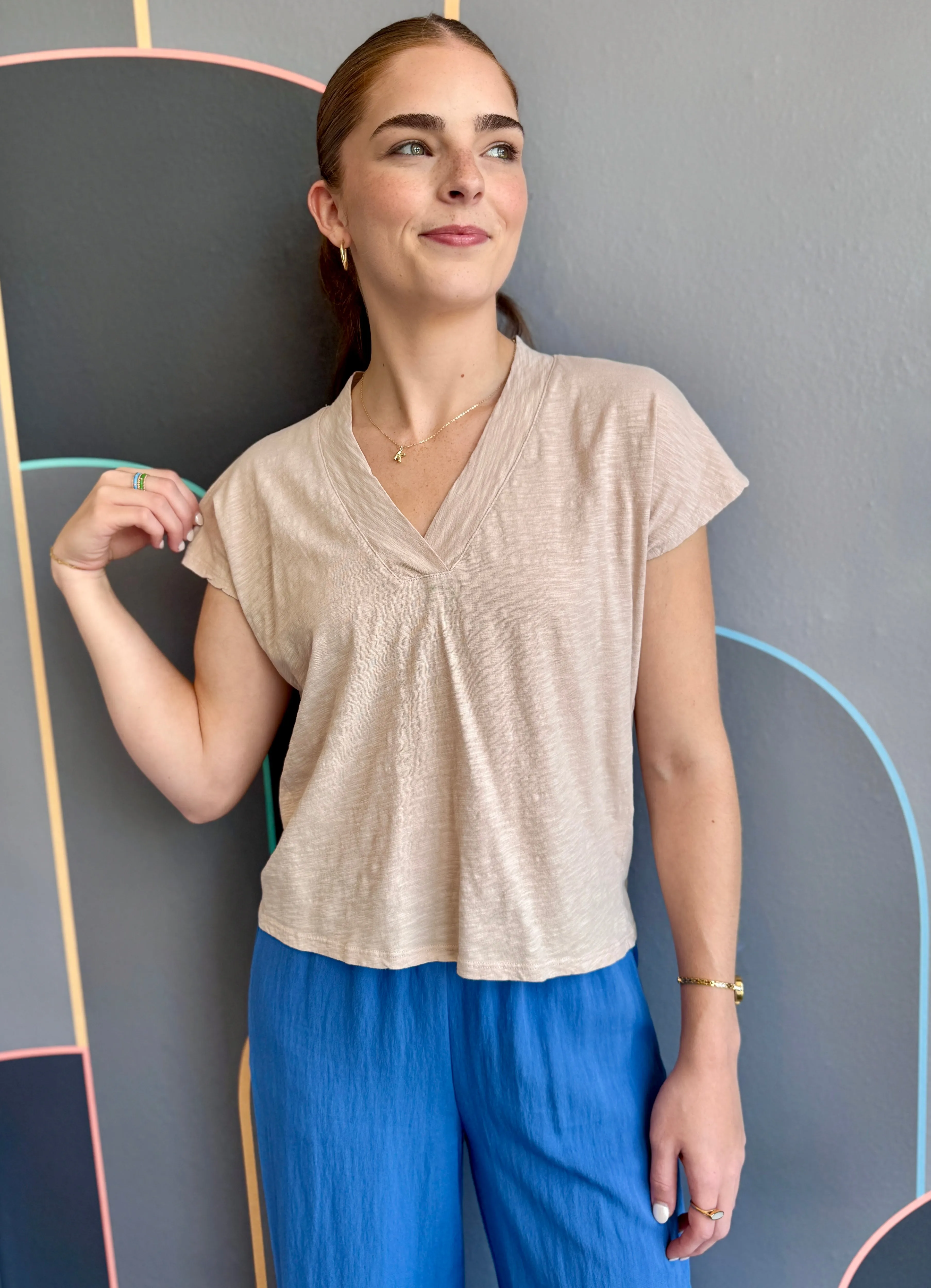 Metallic Fiber Blend Sleeveless V Tee