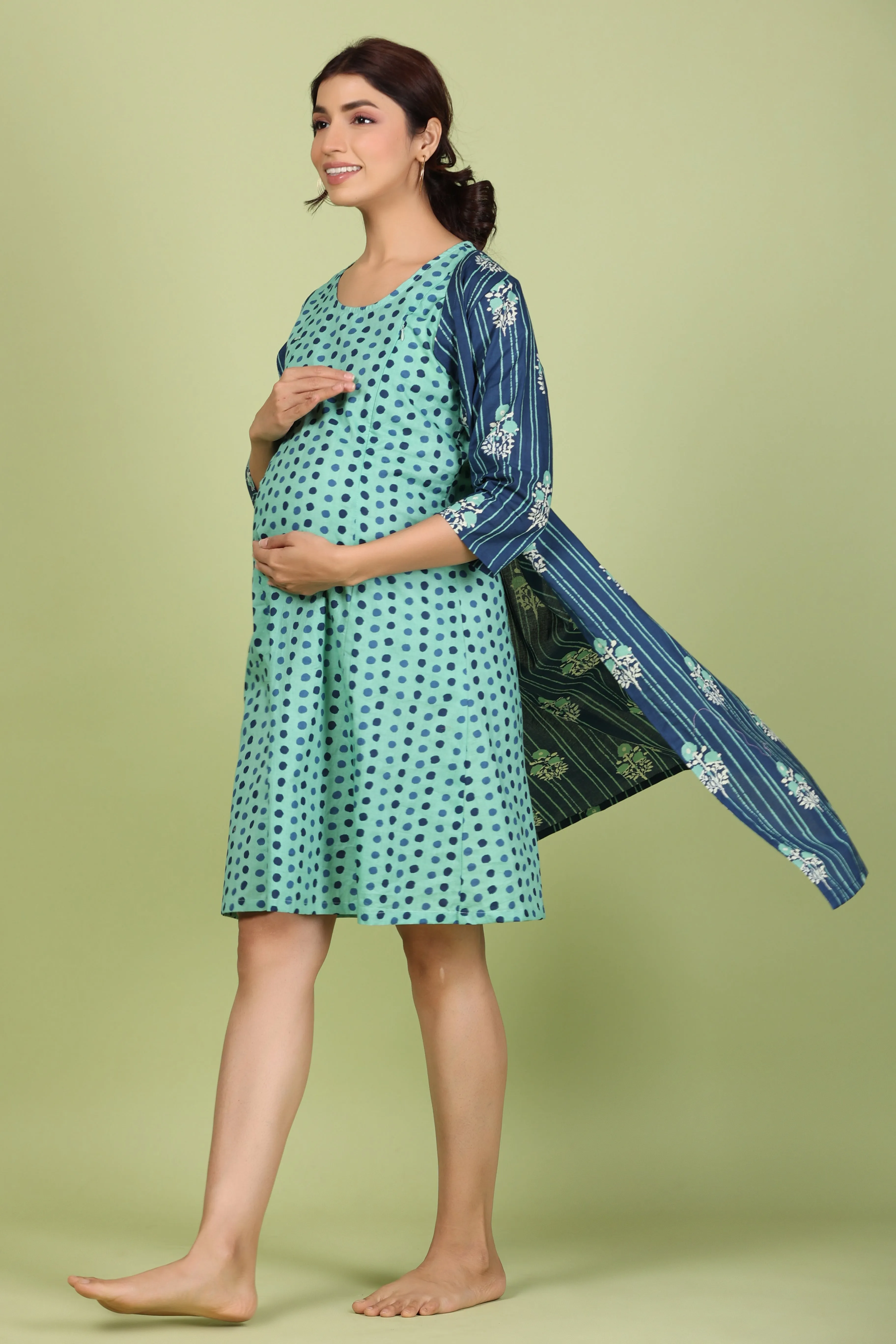 Floral Bouquet on Maternity Feeding Shrug Set