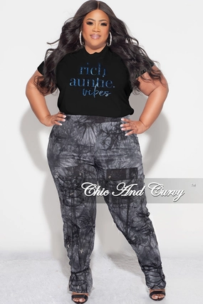 Heat Control Simple Cut Final Sale Plus Size Sleeveless "Rich Auntie" Graphic Top in Black and Blue Print