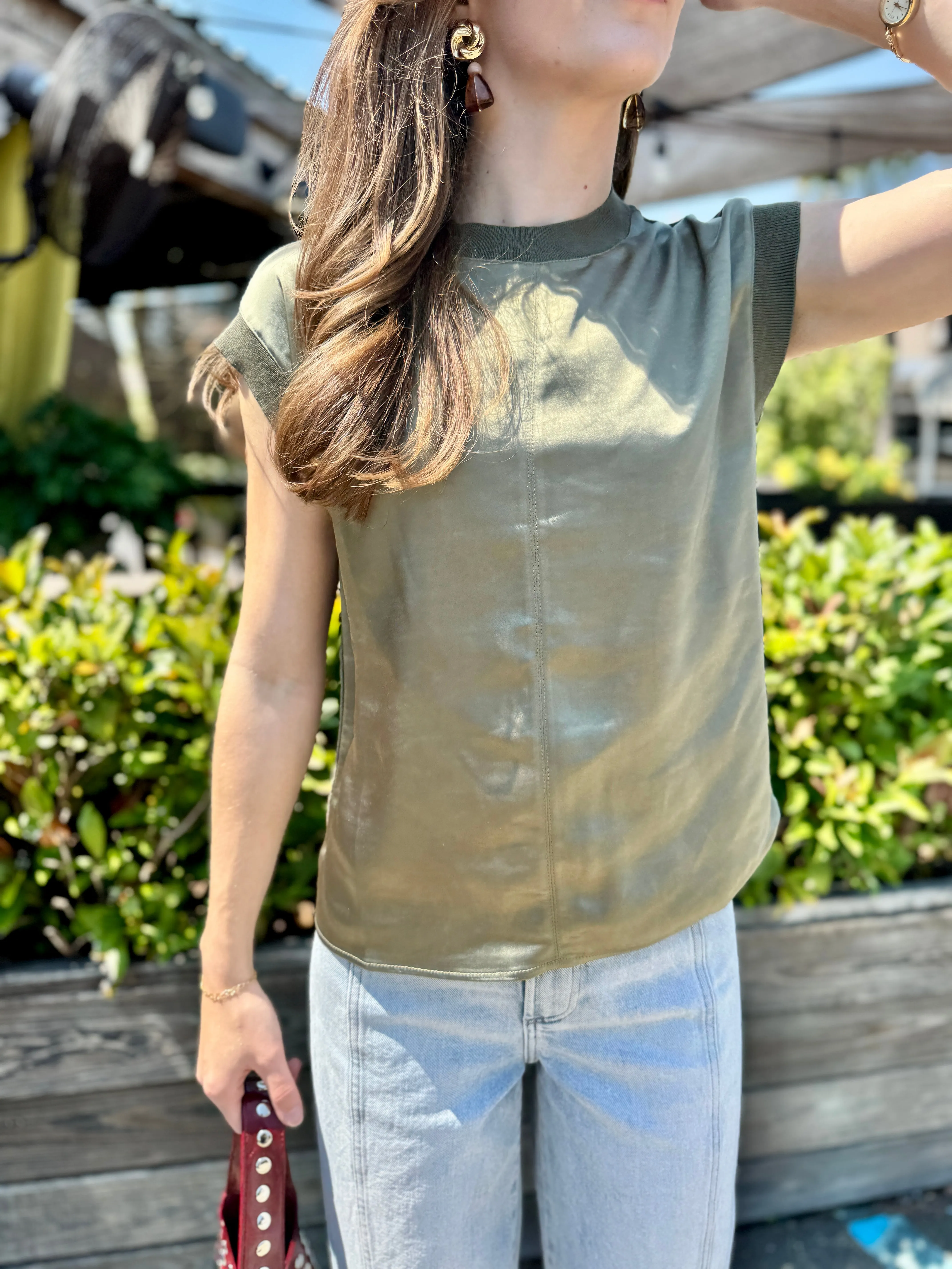 Stretch Weave Construction WrinkleResistantFinish Gaylor Top