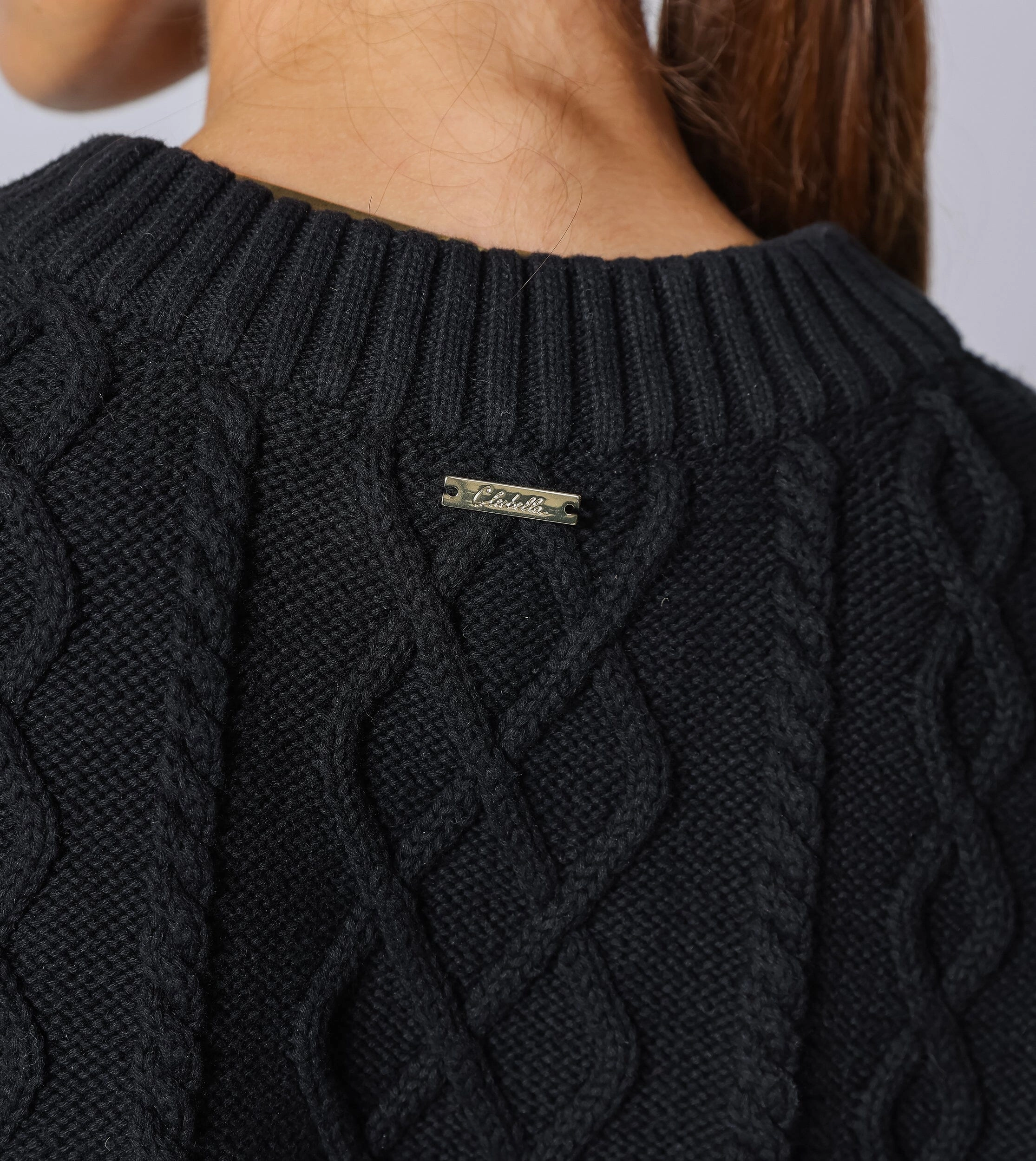 Comfort Design Fit Matte Look Gigi Cropped Sweater Vest | Black