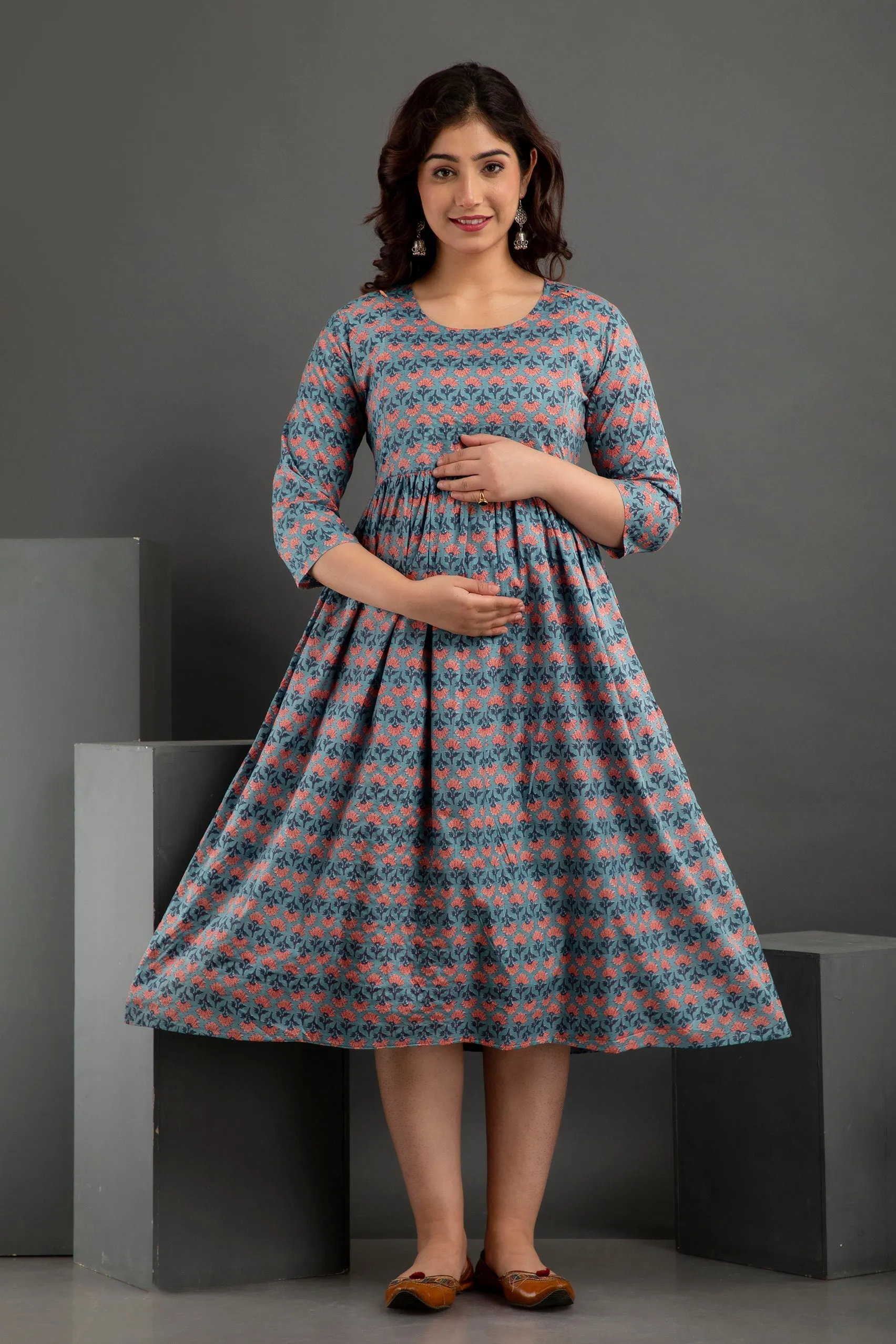 Grey Cotton Printed Maternity Baby feeding kurta