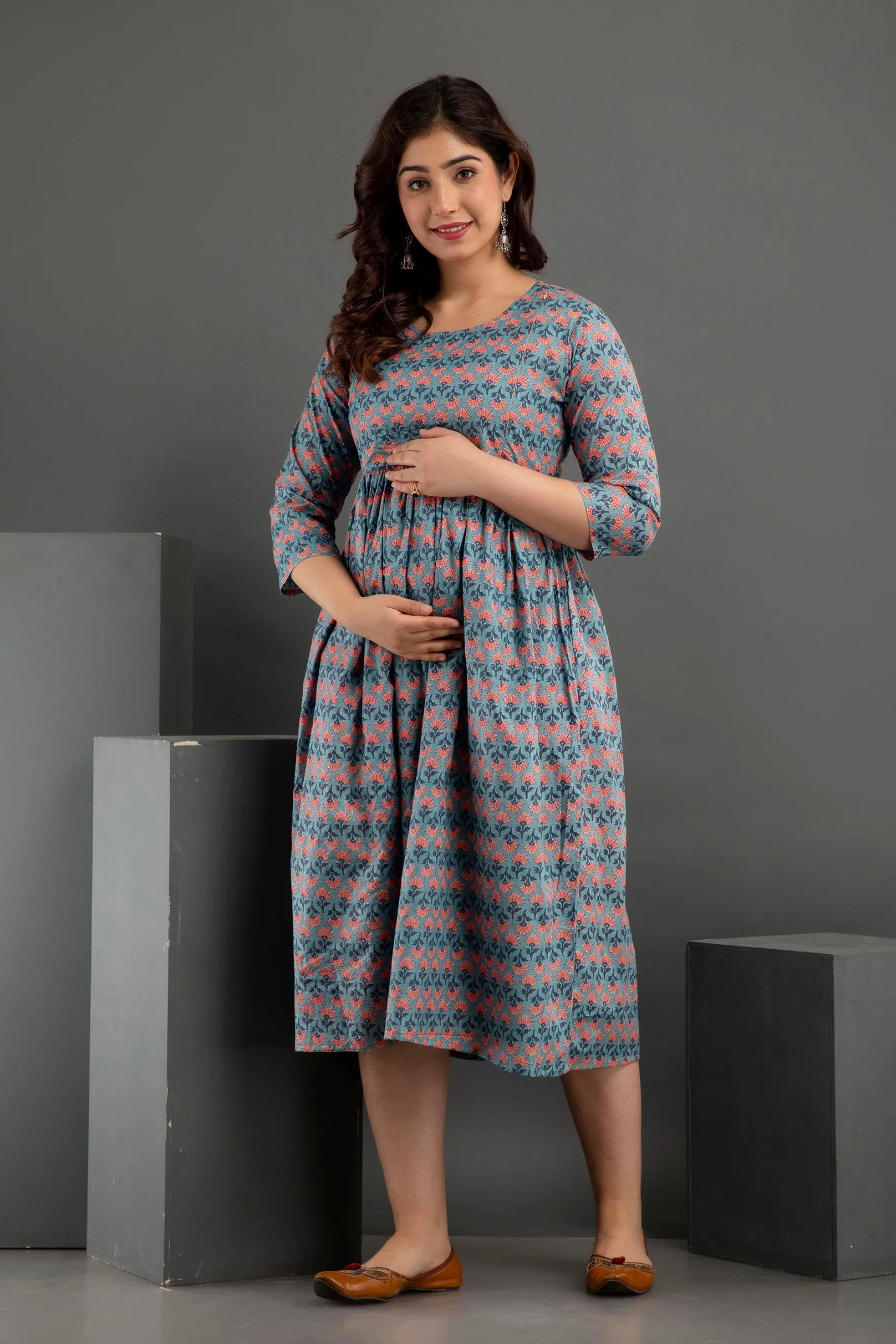 Grey Cotton Printed Maternity Baby feeding kurta