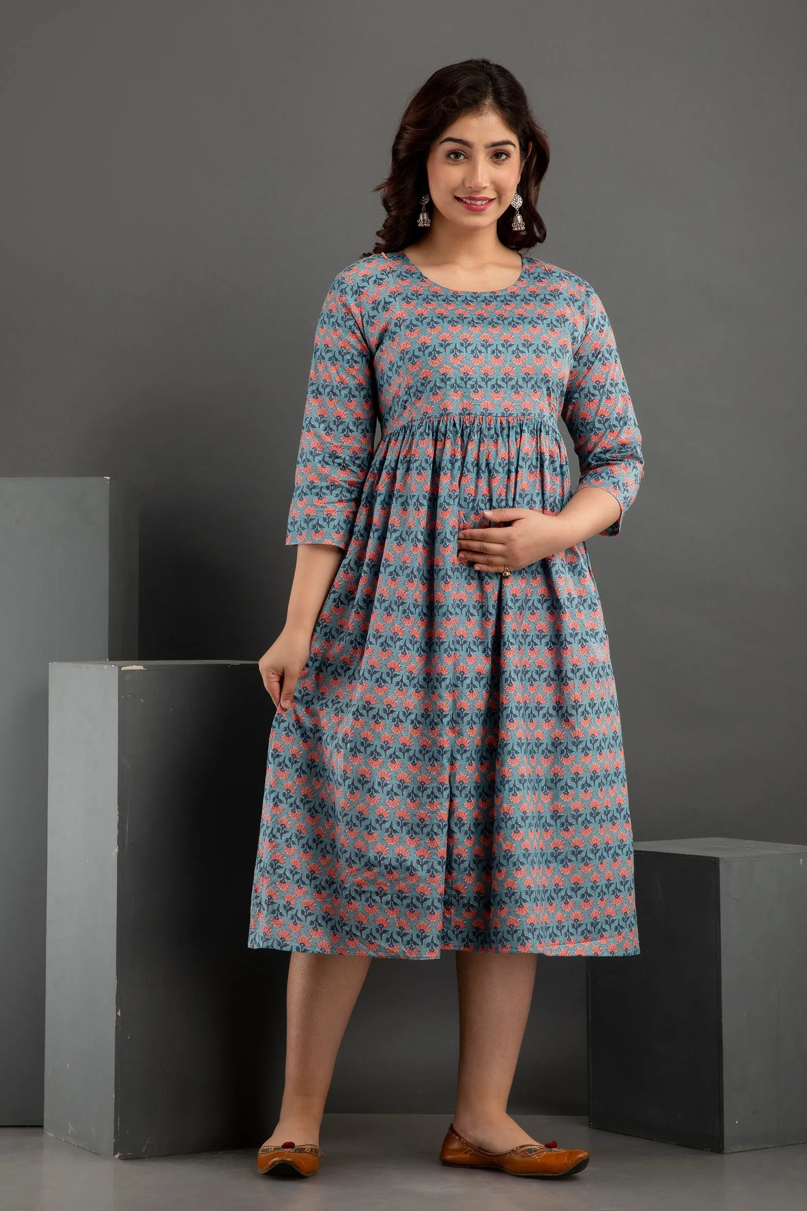 Grey Cotton Printed Maternity Baby feeding kurta