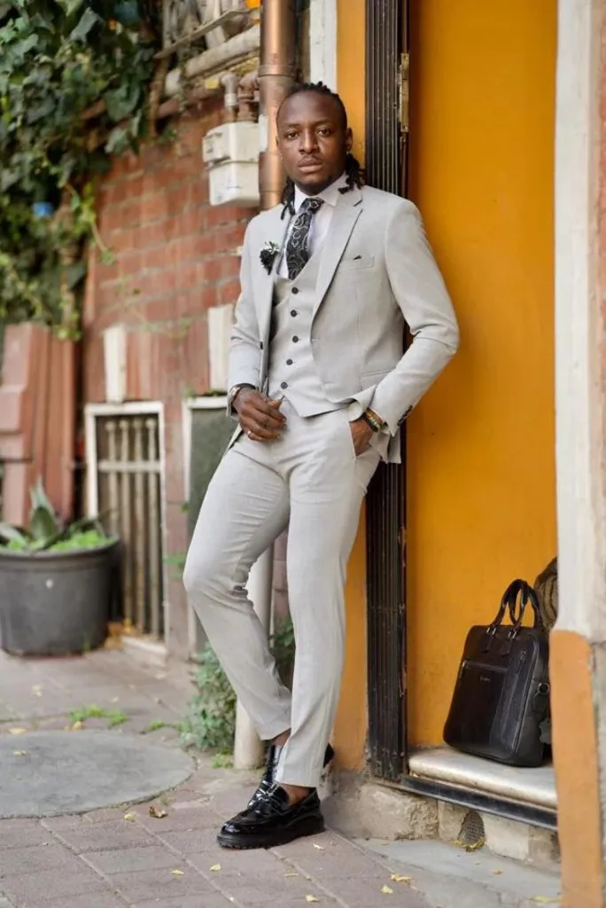 Grey three-piece slim fit formal suit for men