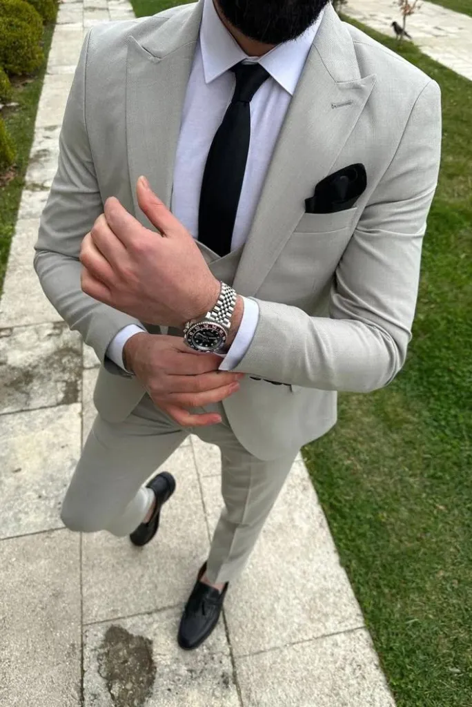 Grey Three Piece Suit Men's Beach Wedding Suit Formal Party Wear Suit Slim Fit Suit Groomsmen Suit Bespoke