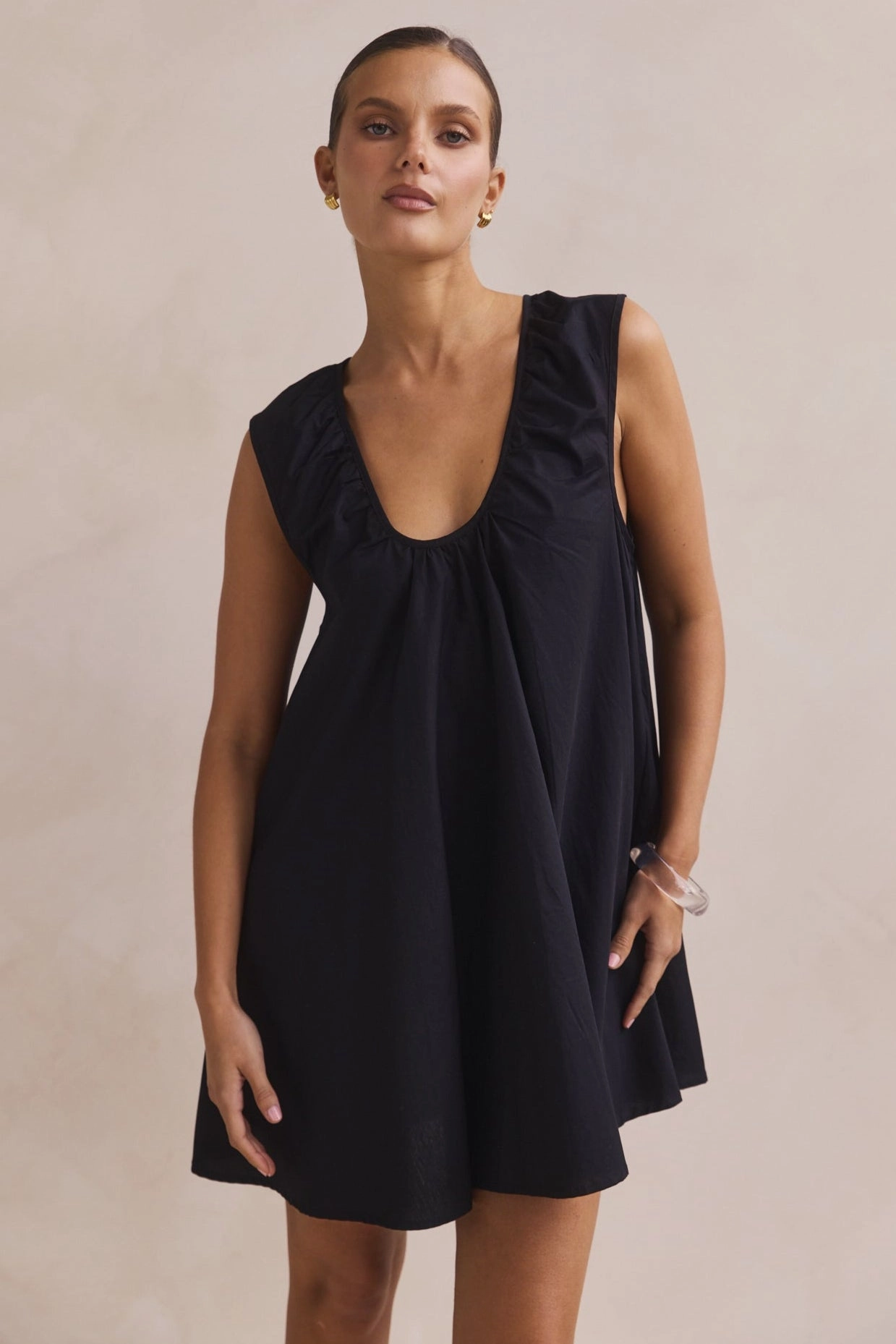 Casual Layers Silky texture Helena Mini Dress (Black)