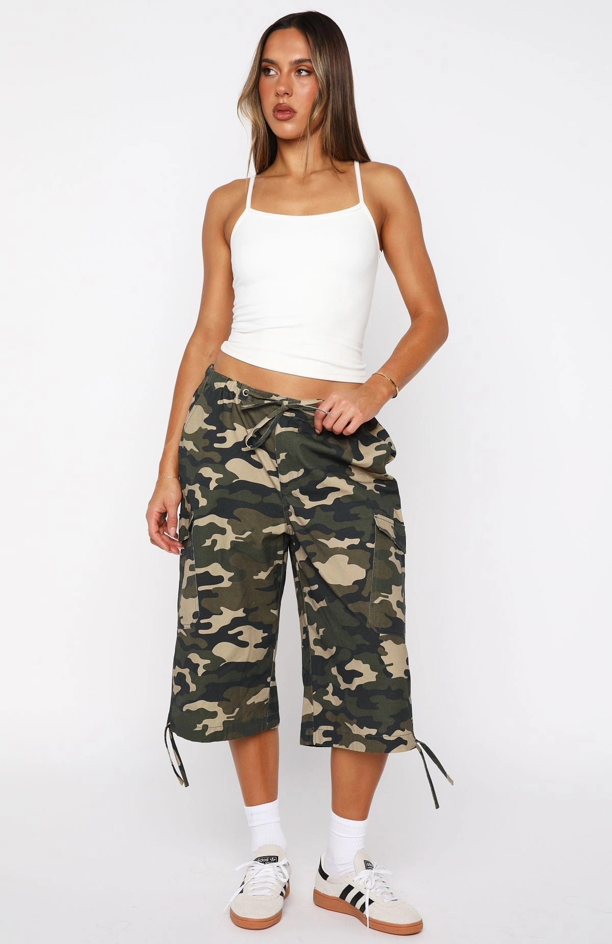 Breathable Material anti - static Hidden Waterfalls Cargo Shorts Camo Print