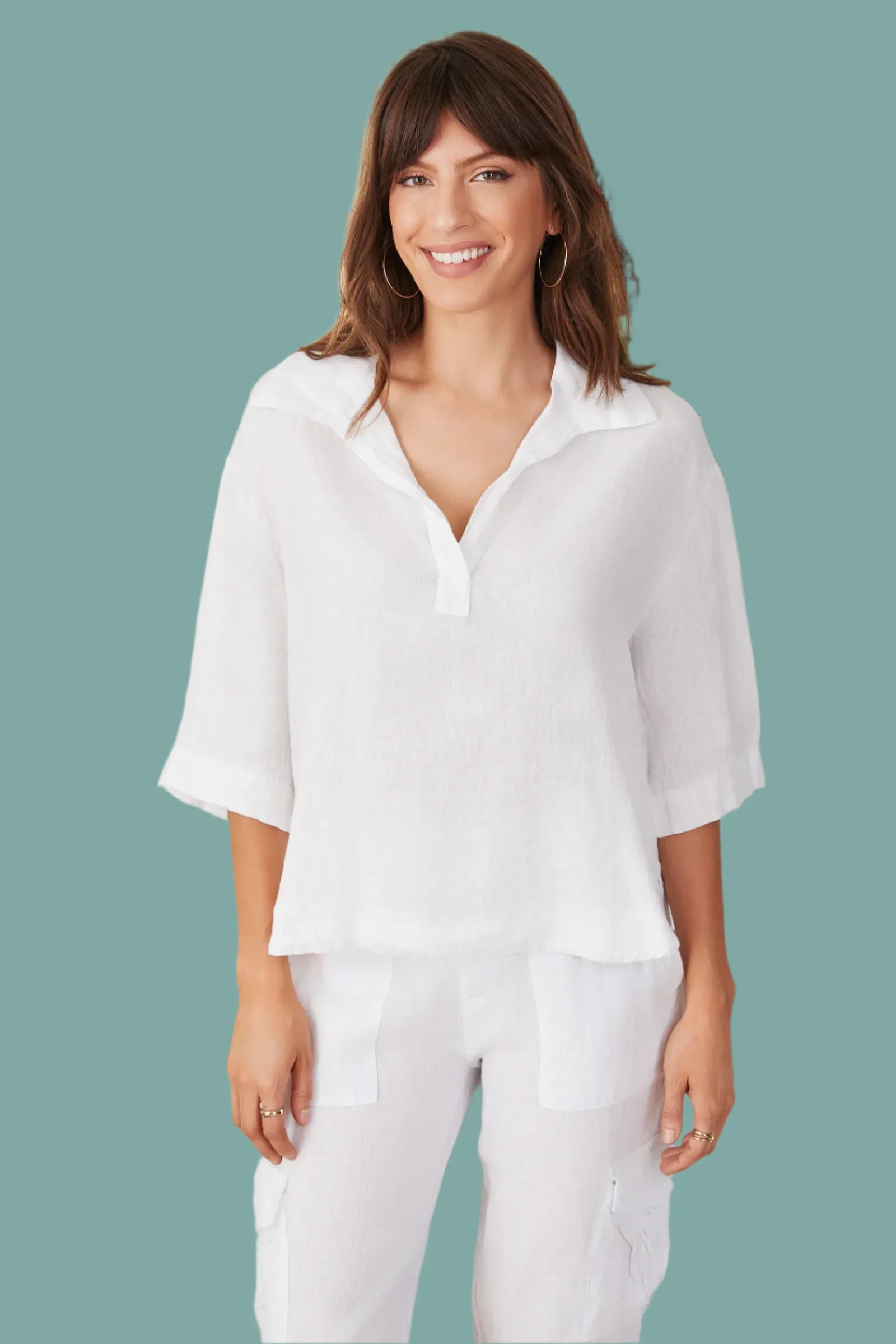 Double Layered Hem Reinforcement Multi Directional Mobility Moneral Notch Collar Top