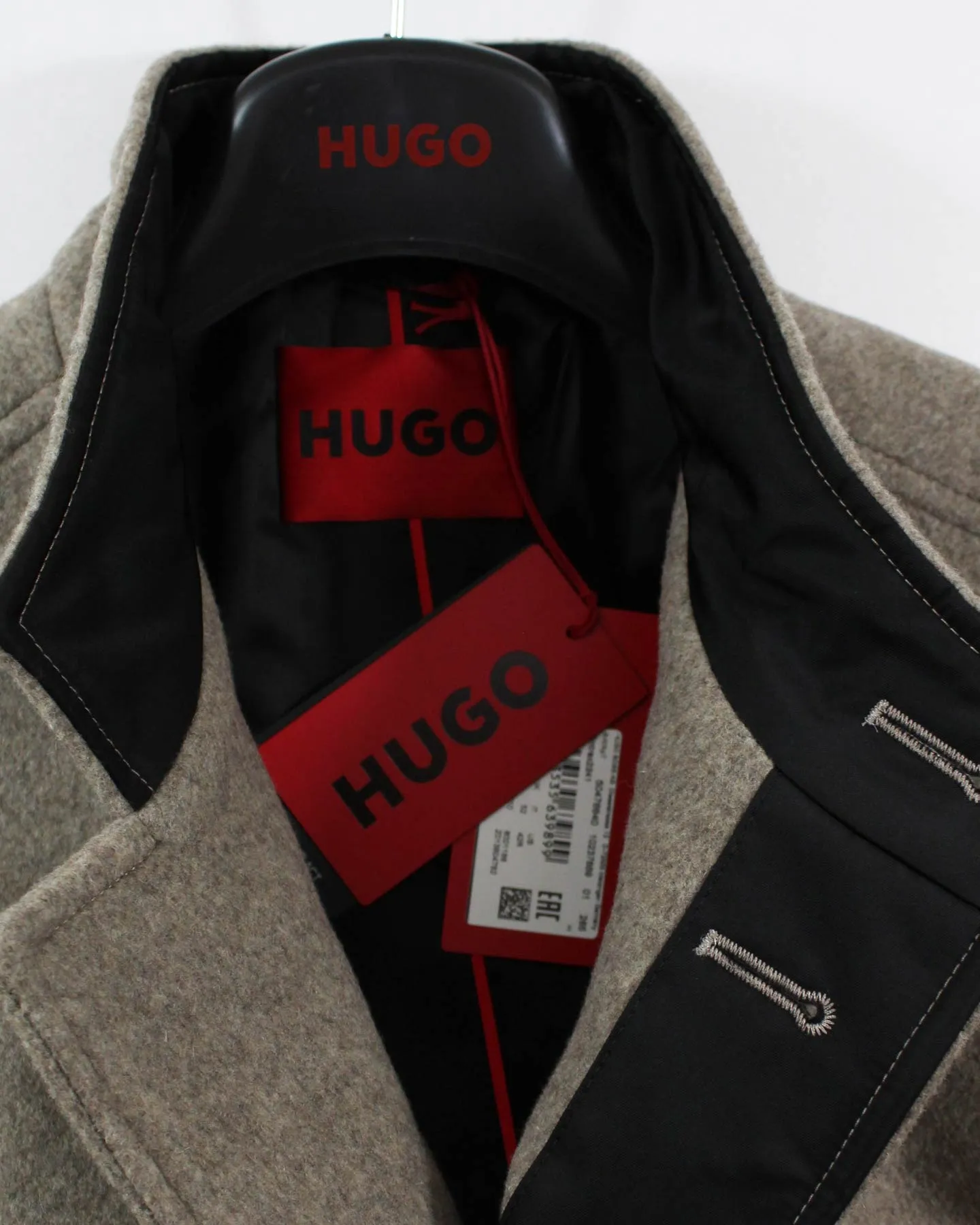Hugo Boss Wool Coat Medium Beige Long Coat EU 54 - XL SALE