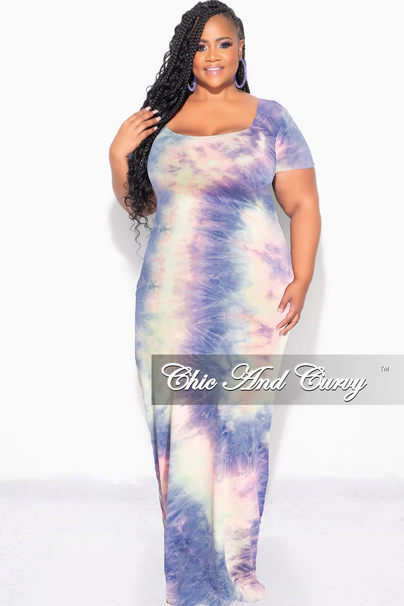 Chilly Weather Wear Final Sale Plus Size Short Sleeve Deep Scoop Neck Maxi Dress in Rainbow Cloud Print