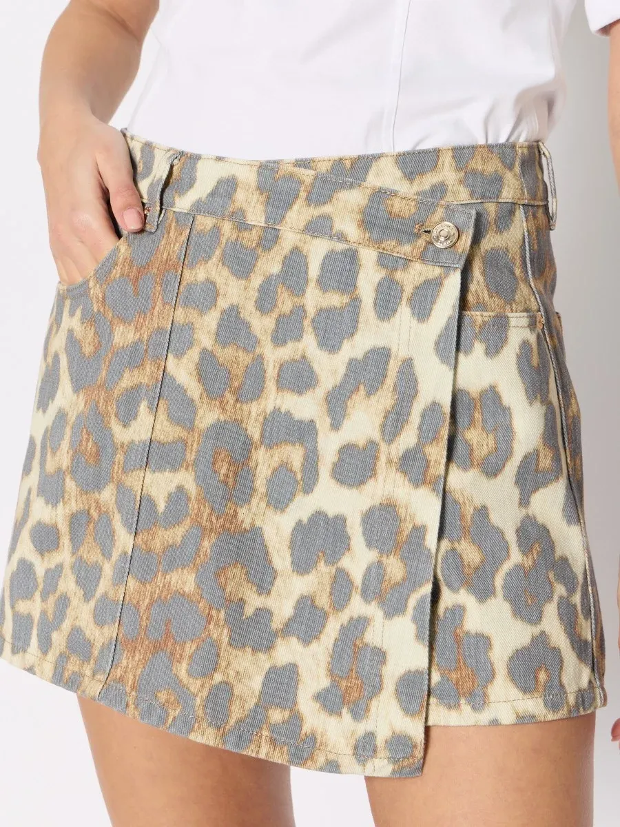 ripstop fabric TailoredSilhouette Jery Skort