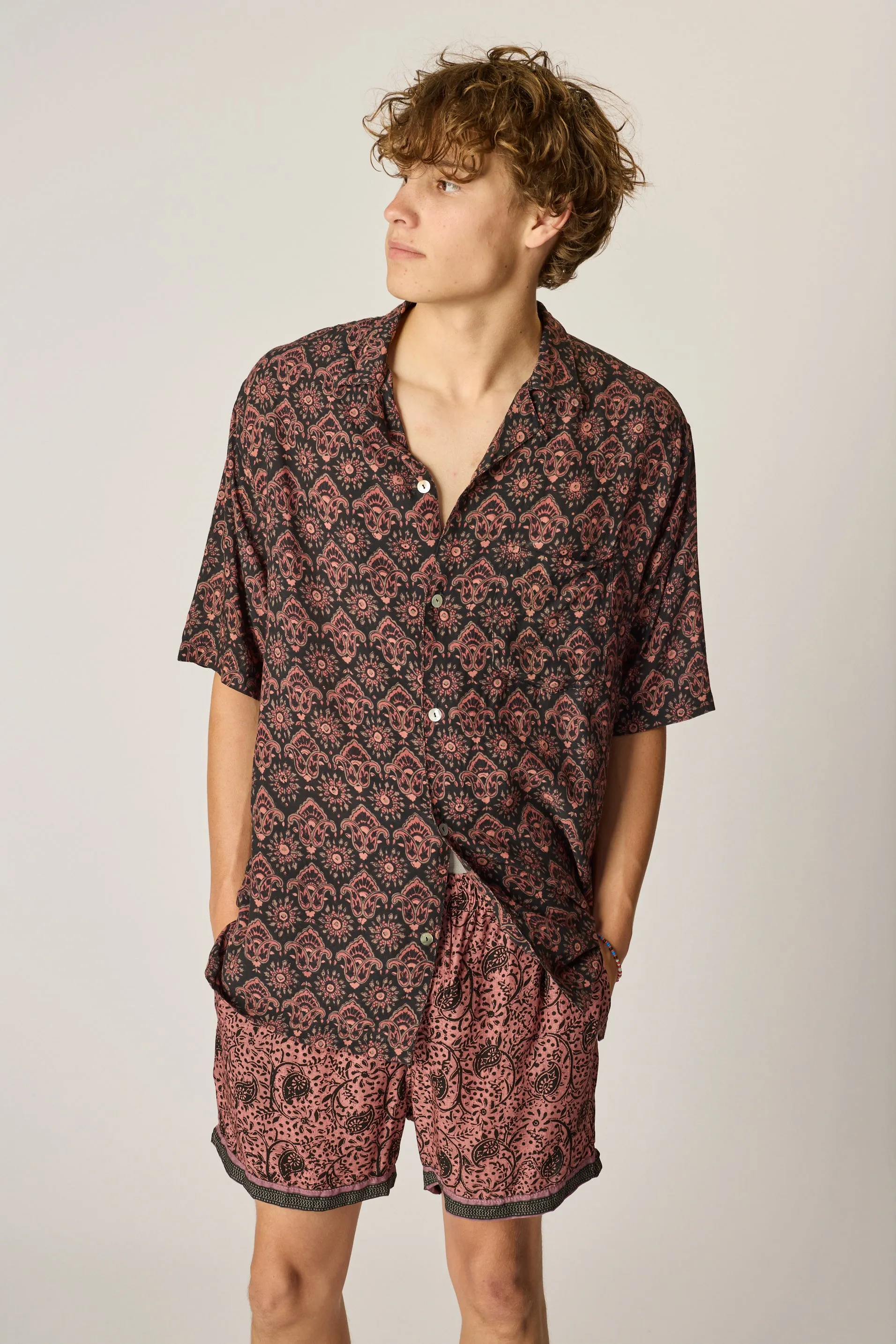 KEV SHORT (UNISEX) Static free Elastic Cuff